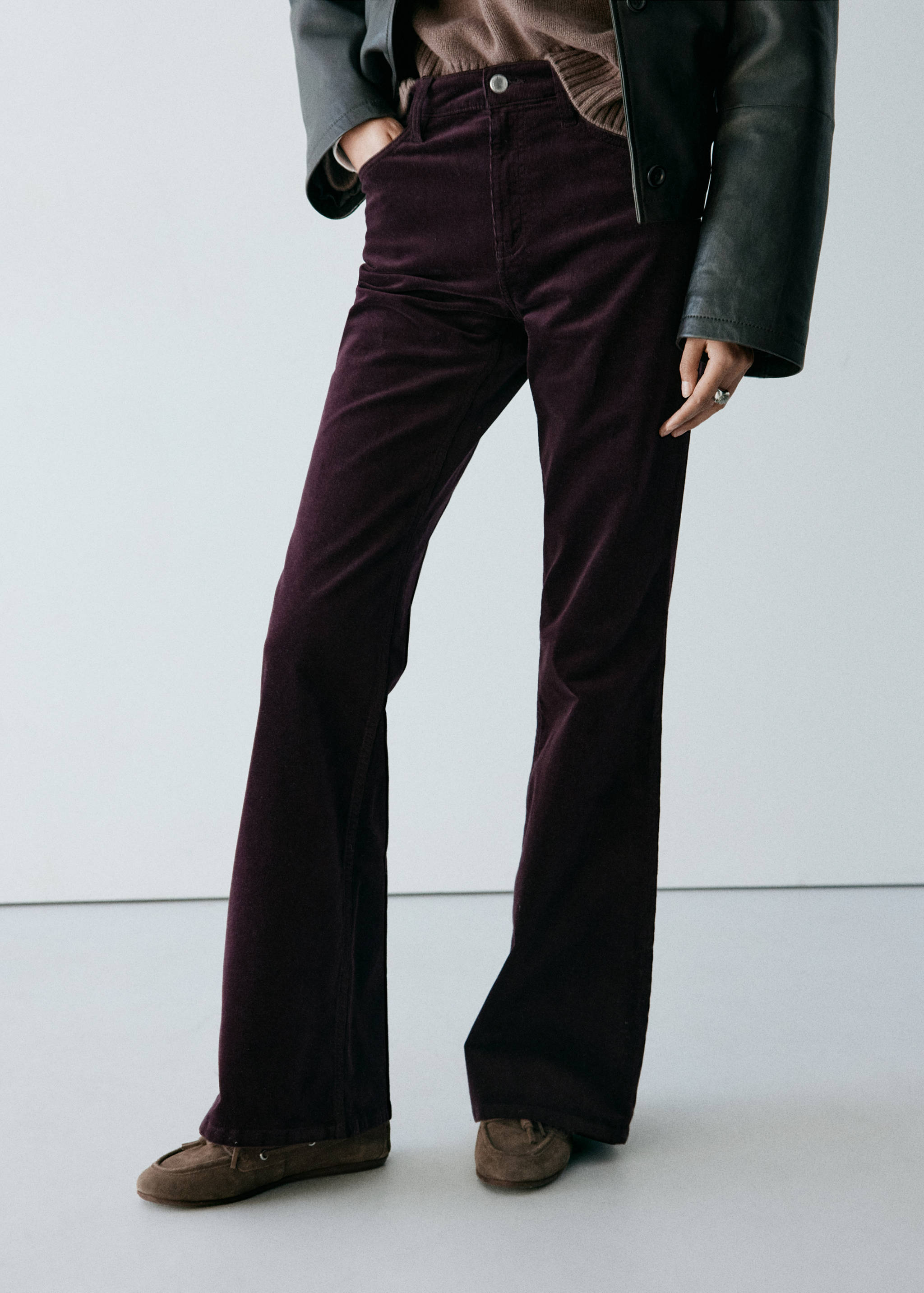 Flared corduroy trousers - Medium plane
