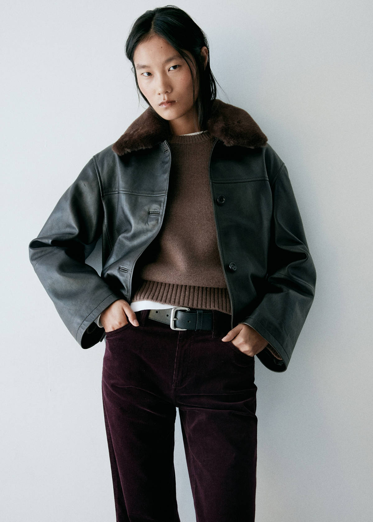 Flared corduroy trousers — Wine