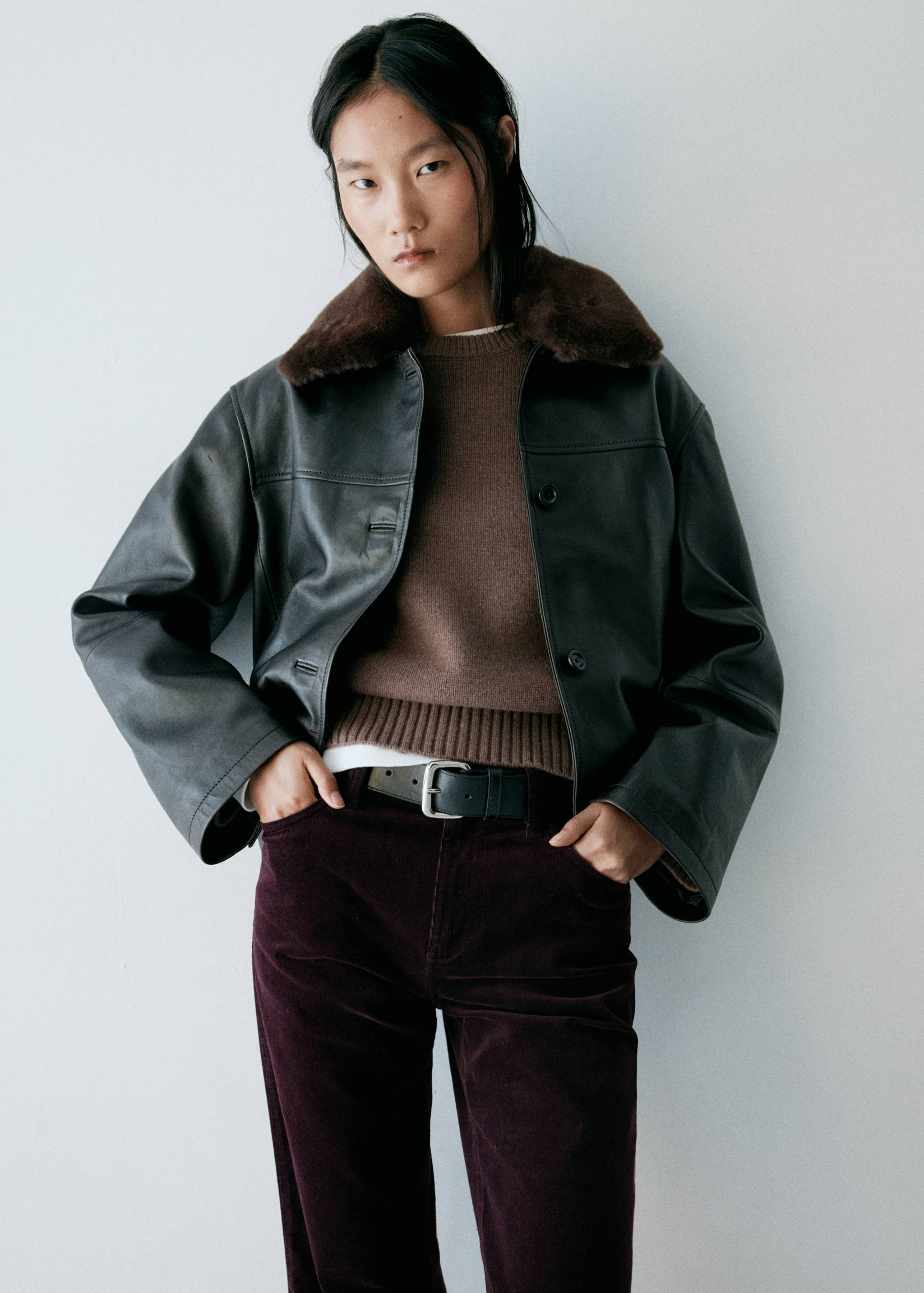 Flared corduroy trousers - Details of the article 1
