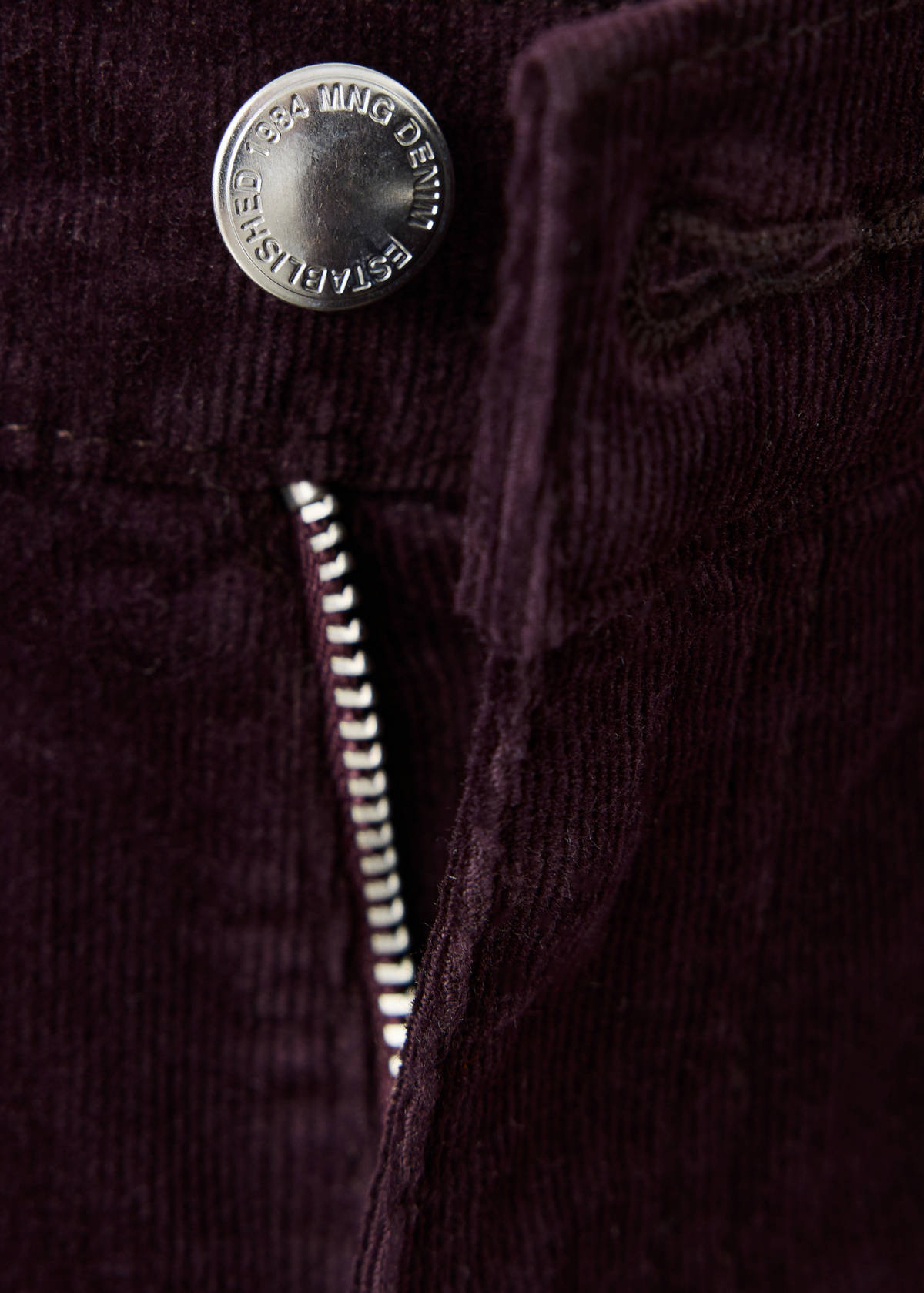 Flared corduroy trousers — Wine