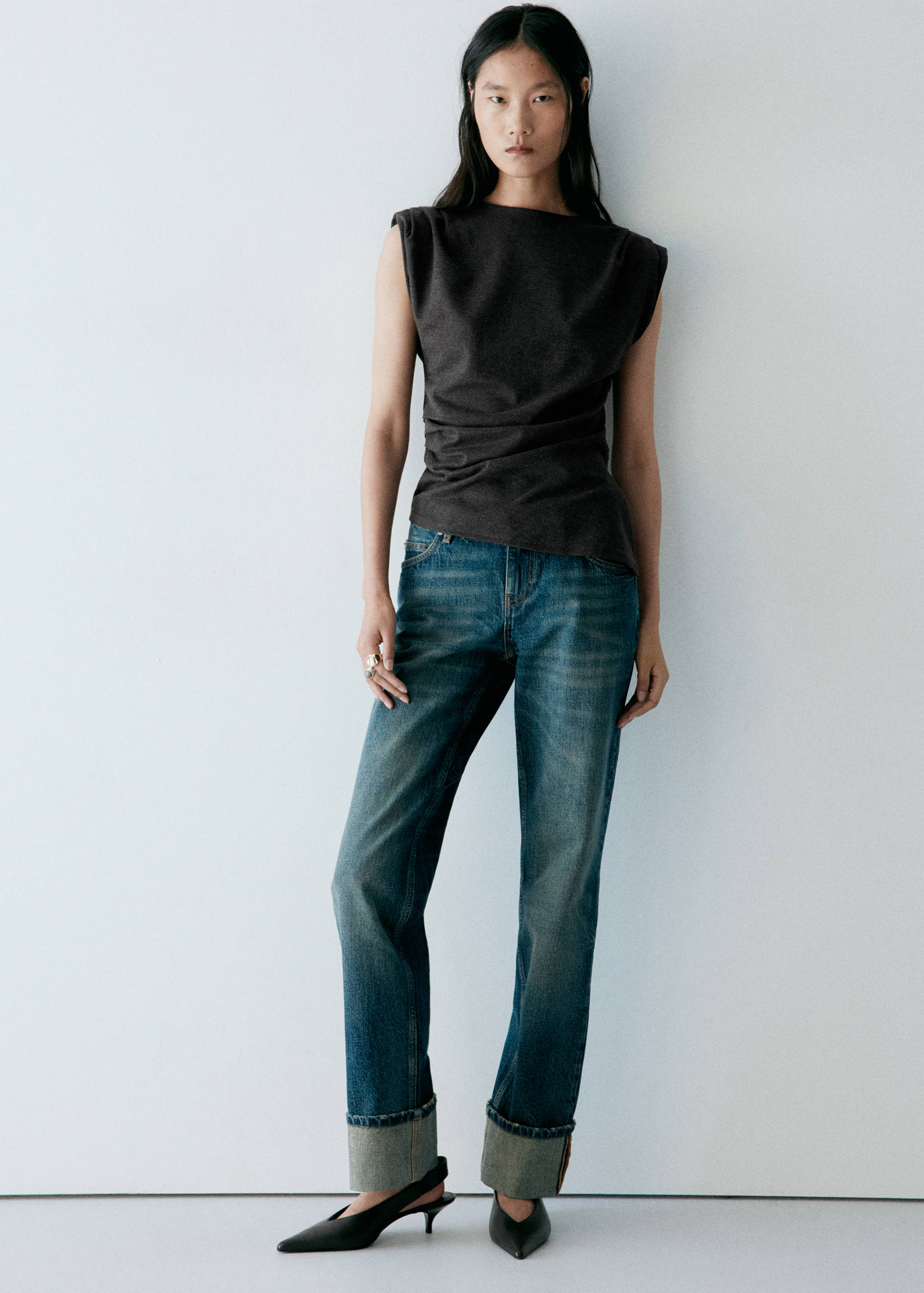 Asymmetric side ruched top - General plane