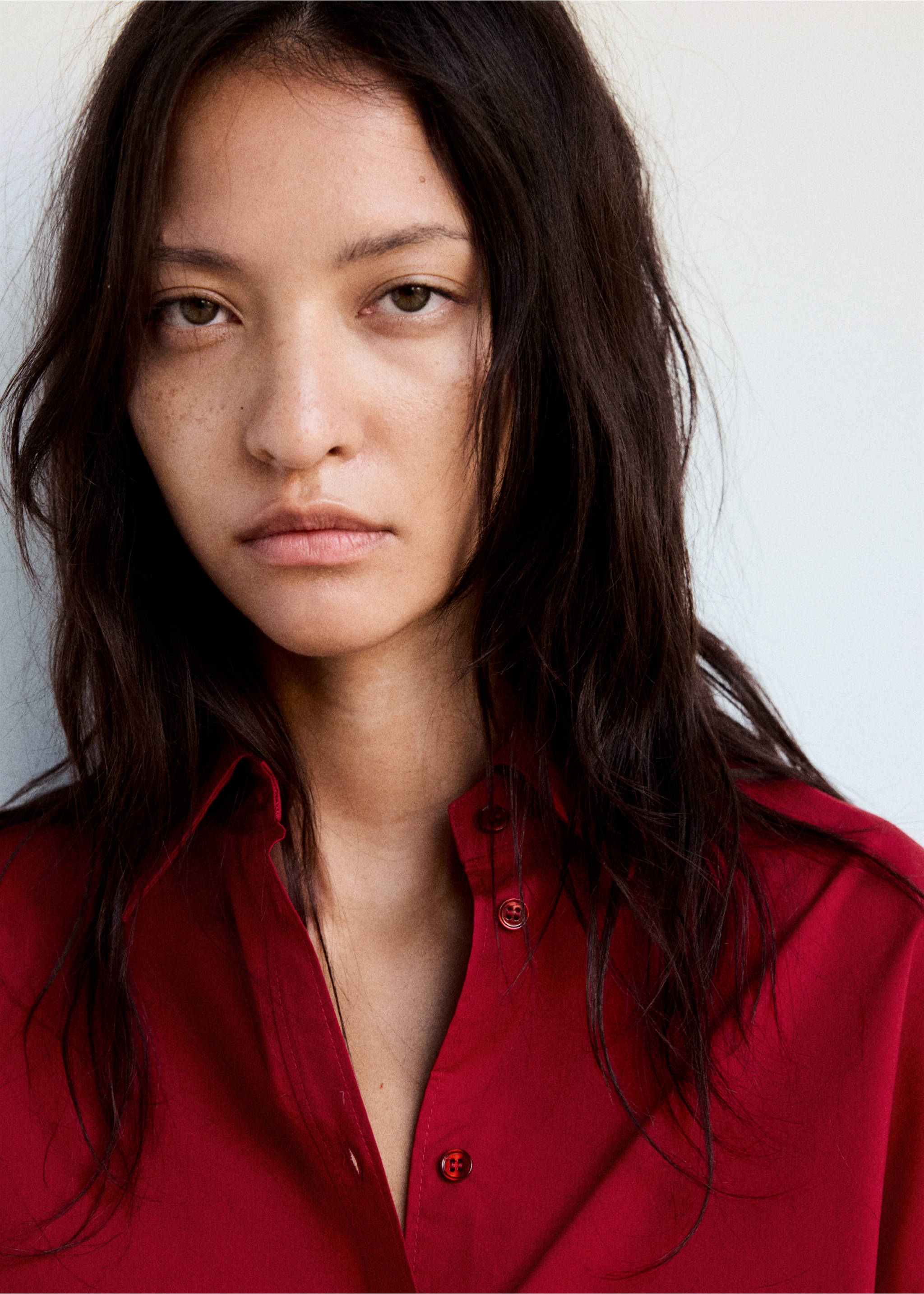 Cotton and lyocell blend straight shirt - Details of the article 1, Red. Ref: 37047793-00.