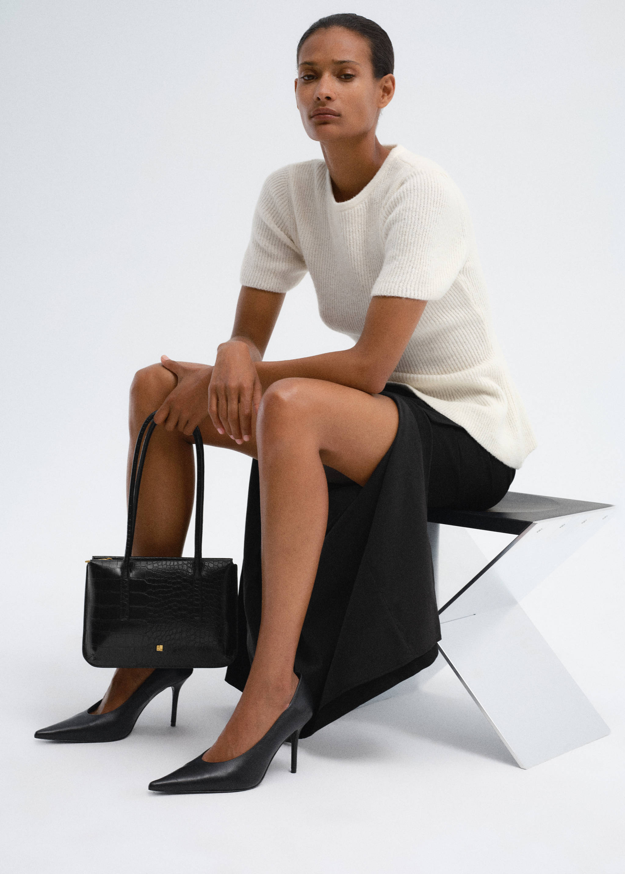 Black crocodile-effect shoulder bag with double handles