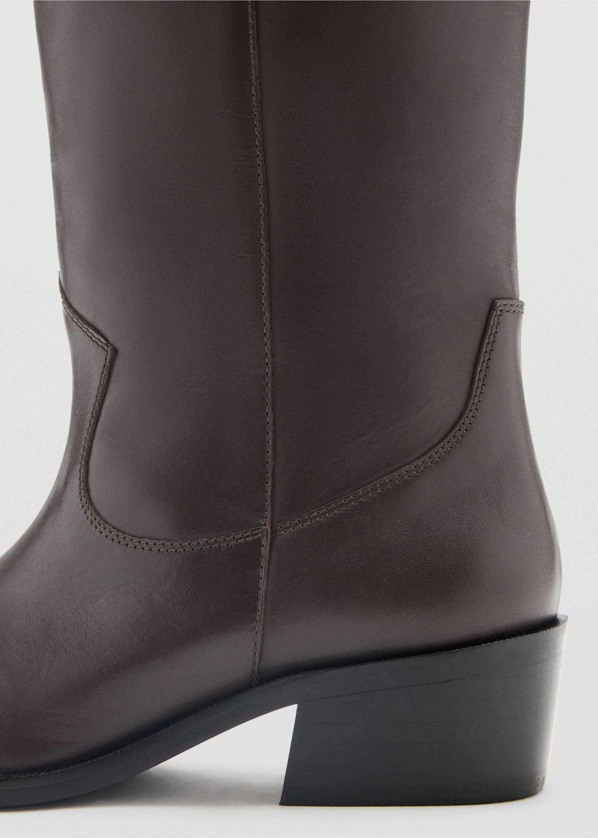 BOOTS HERAC - تفاصيل المنتج 1, شوكولاتة. Ref: 37047808-00.