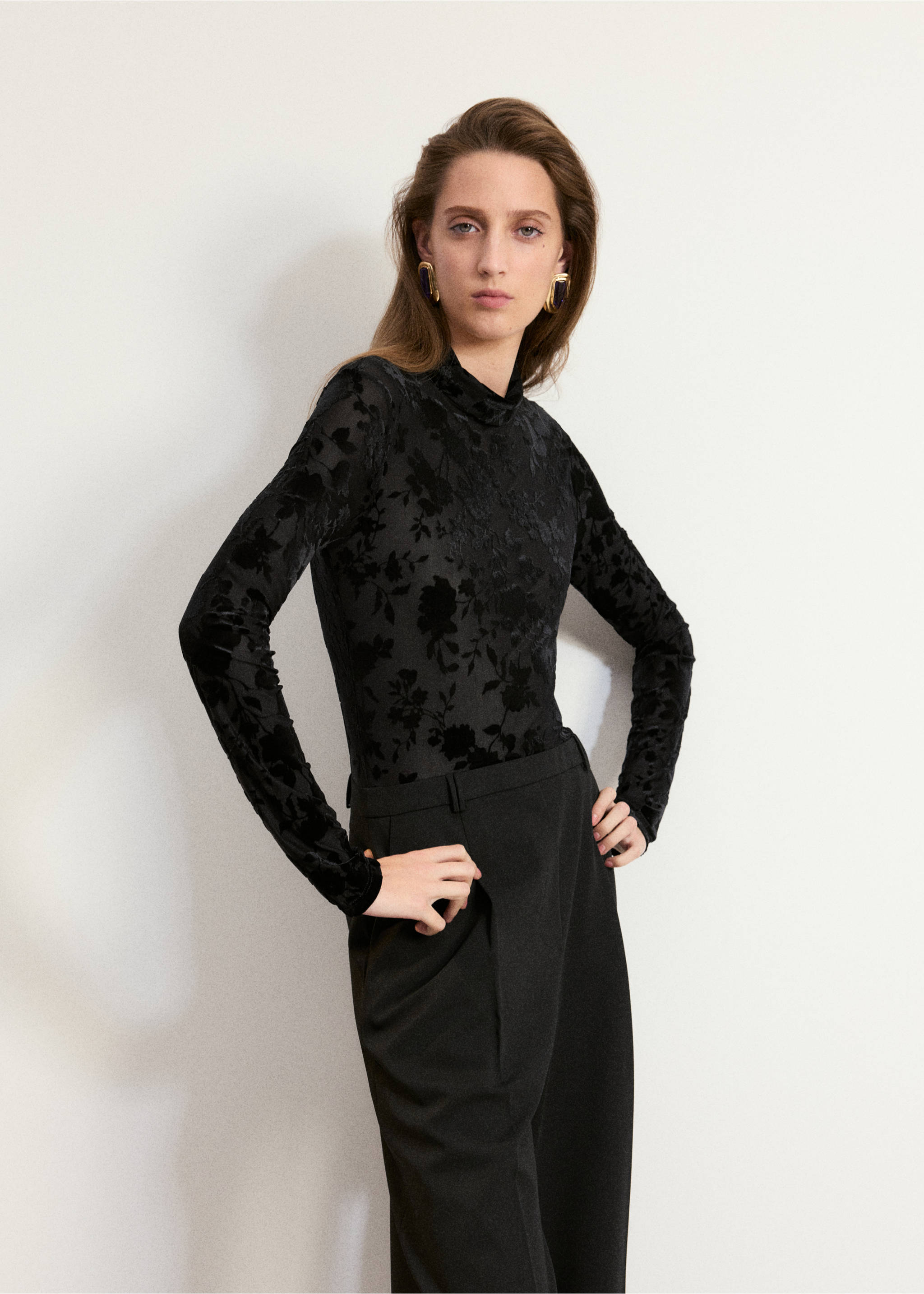 Straight devoré jumpsuit - Medium plane, Black. Ref: 37047809-00.