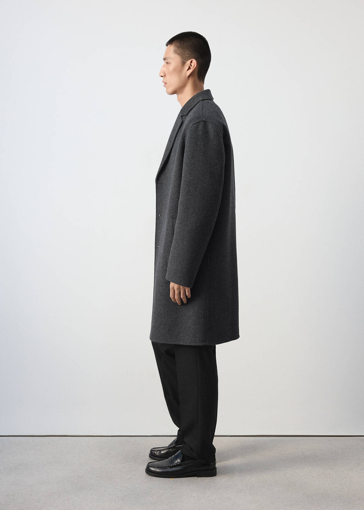 Wool-blend coat with button fastening — Charcoal