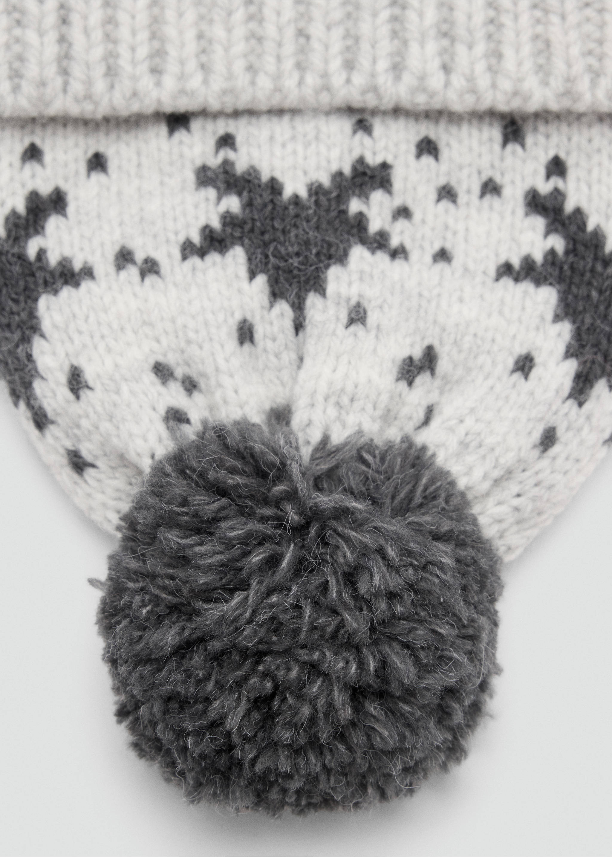 Grey knit beanie with Nordic pattern and pom-pom, accessory detail., Grey. Ref: 37047892-00.
