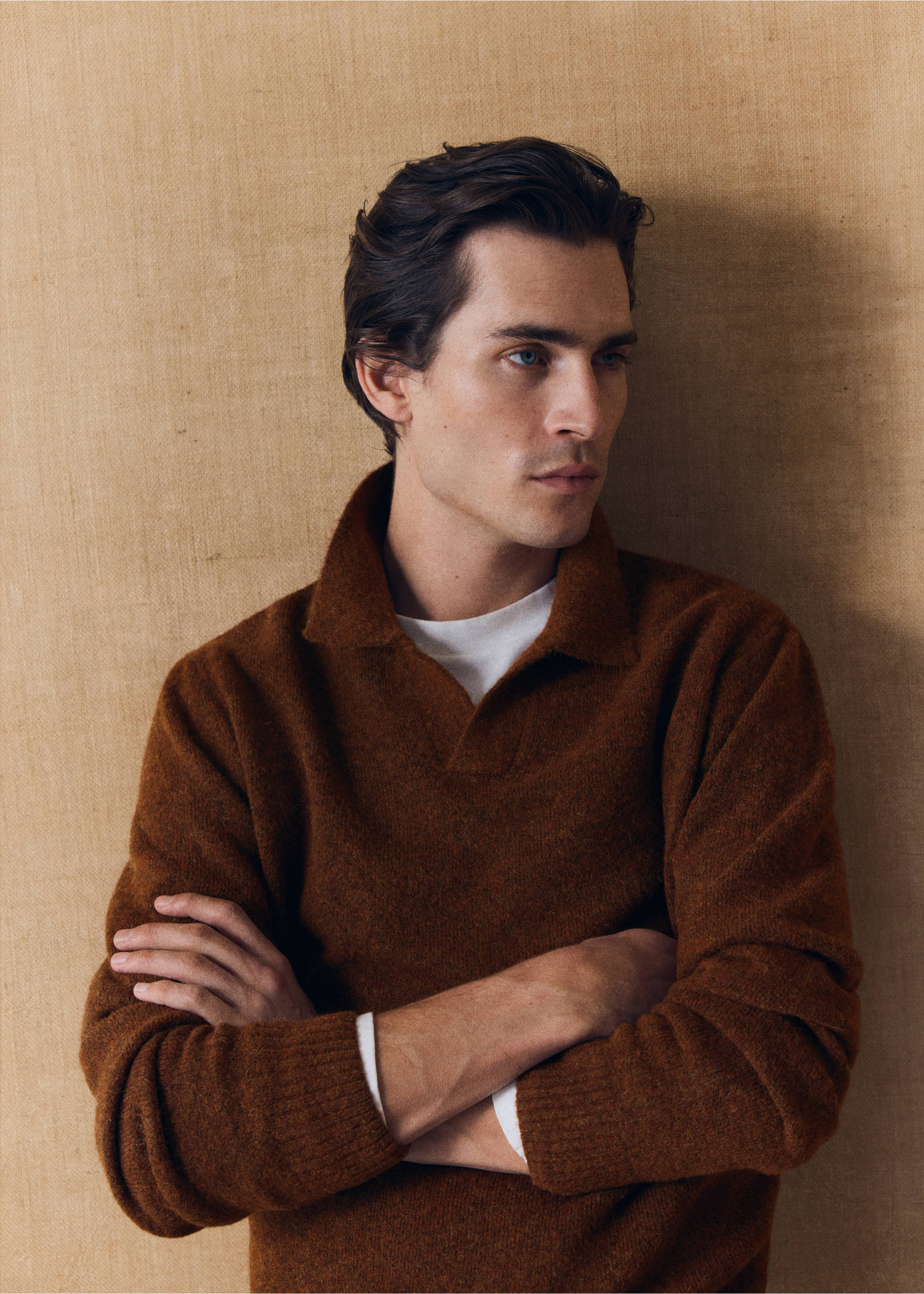 Brown knit polo shirt with a ribbed collar and V-neck., Burnt Orange. Ref: 37047916-00.