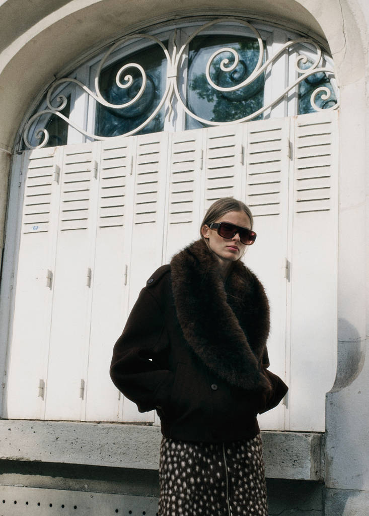 Double-breasted wool jacket with faux fur collar by Mango