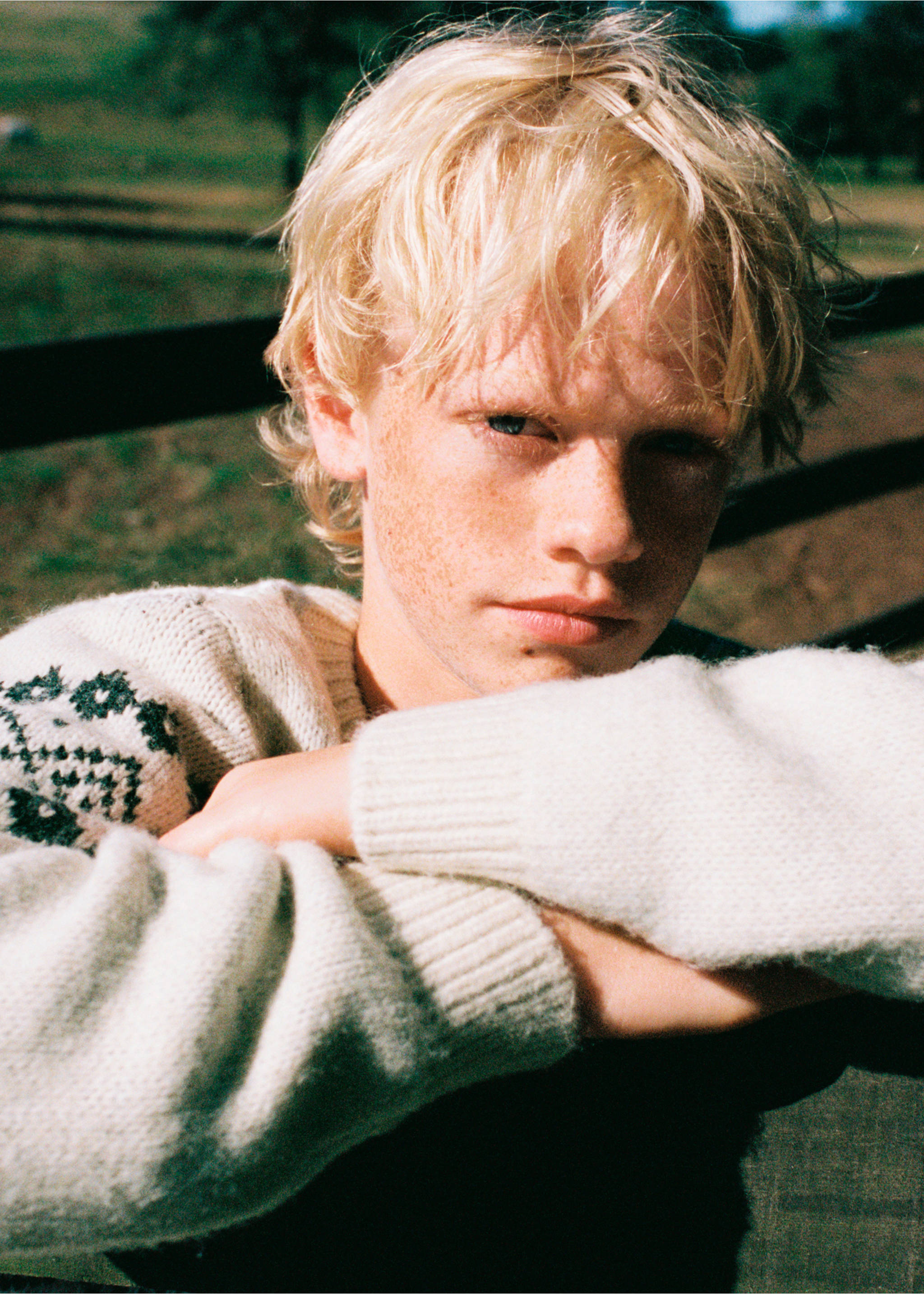 Knitted sweater with trim - Details of the article 5, Beige. Ref: 37047928-00.