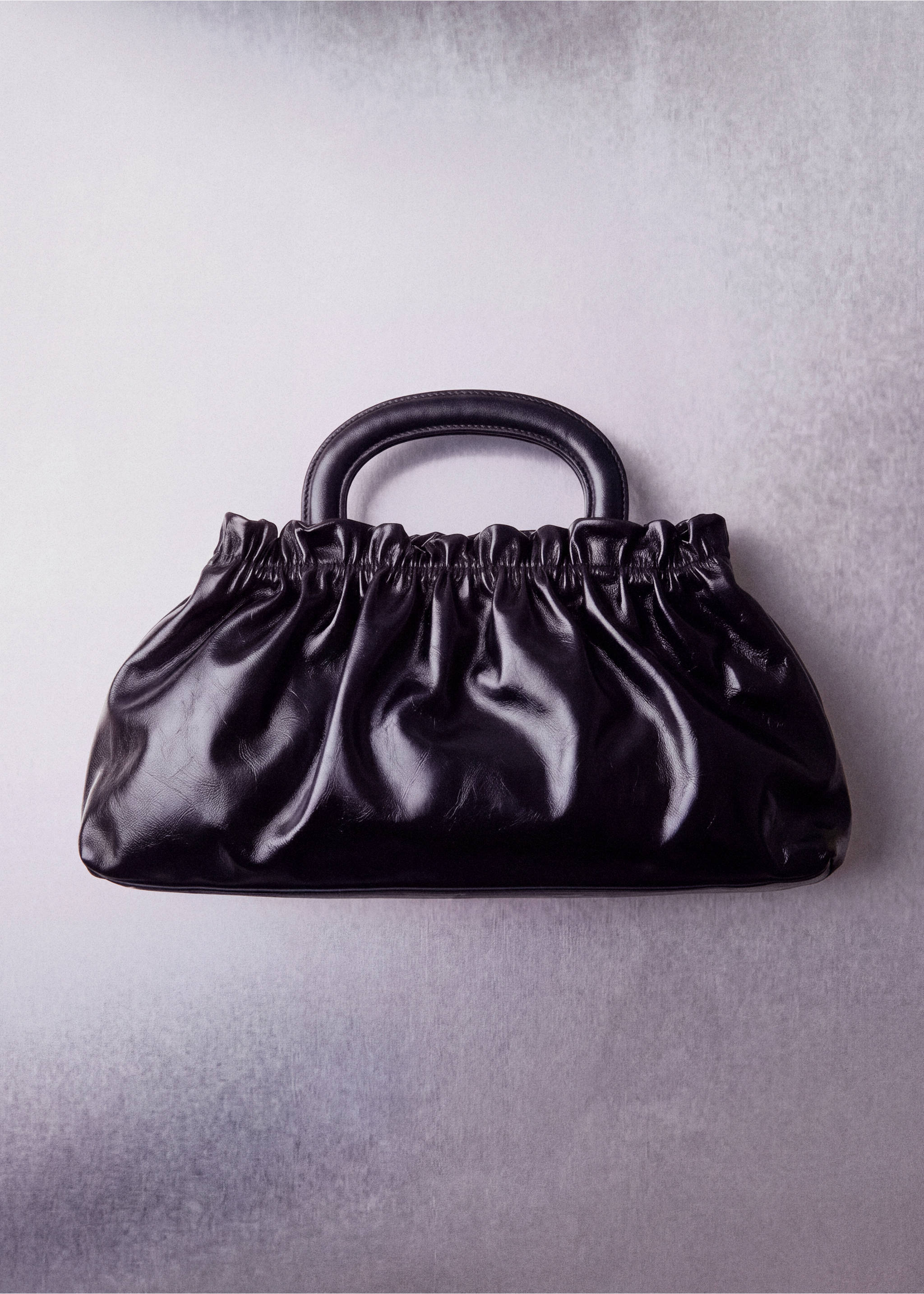 Ruched faux leather bag - Details of the article 5, Black. Ref: 37047931-00.