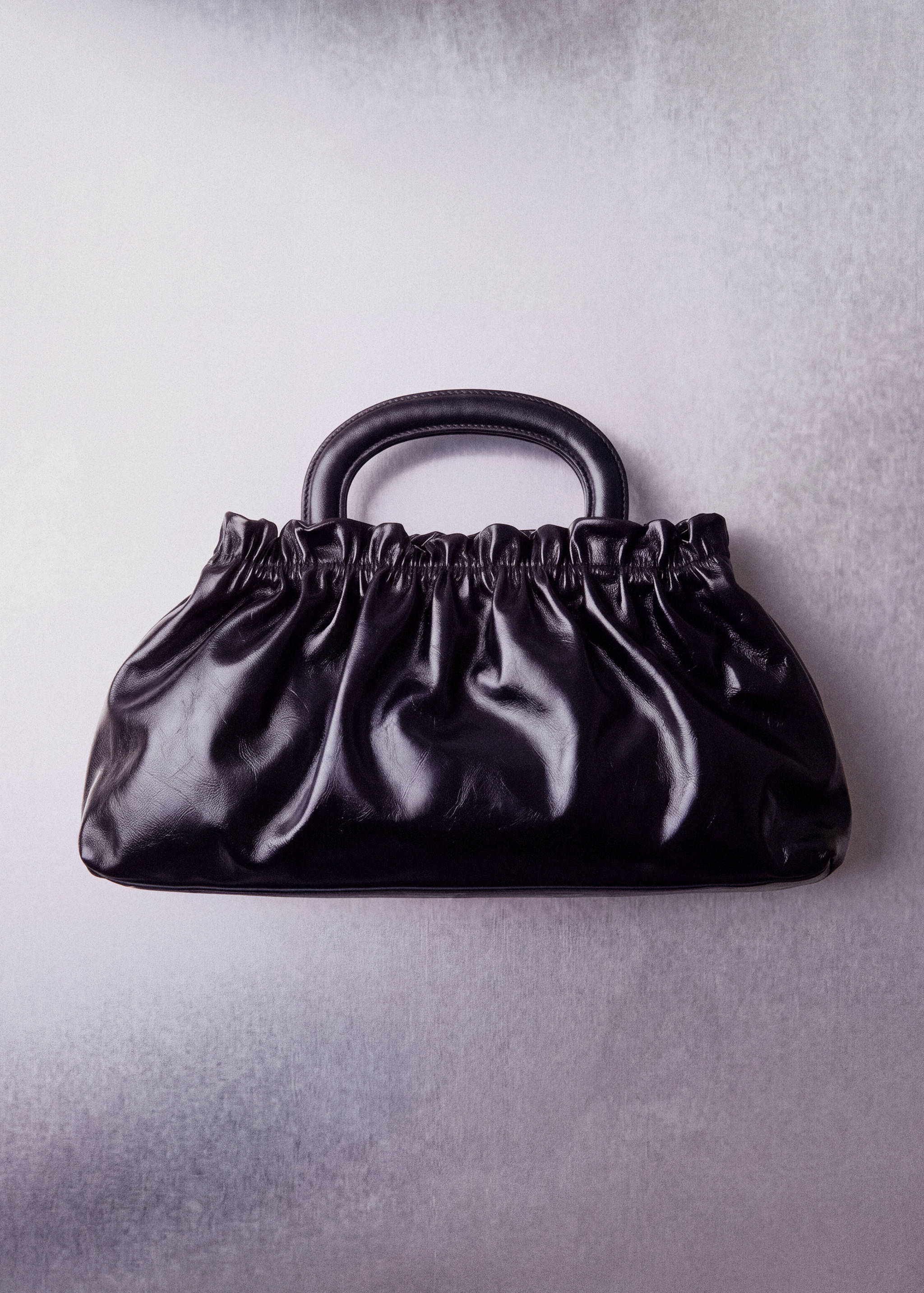 Ruched faux leather bag - Details of the article 5