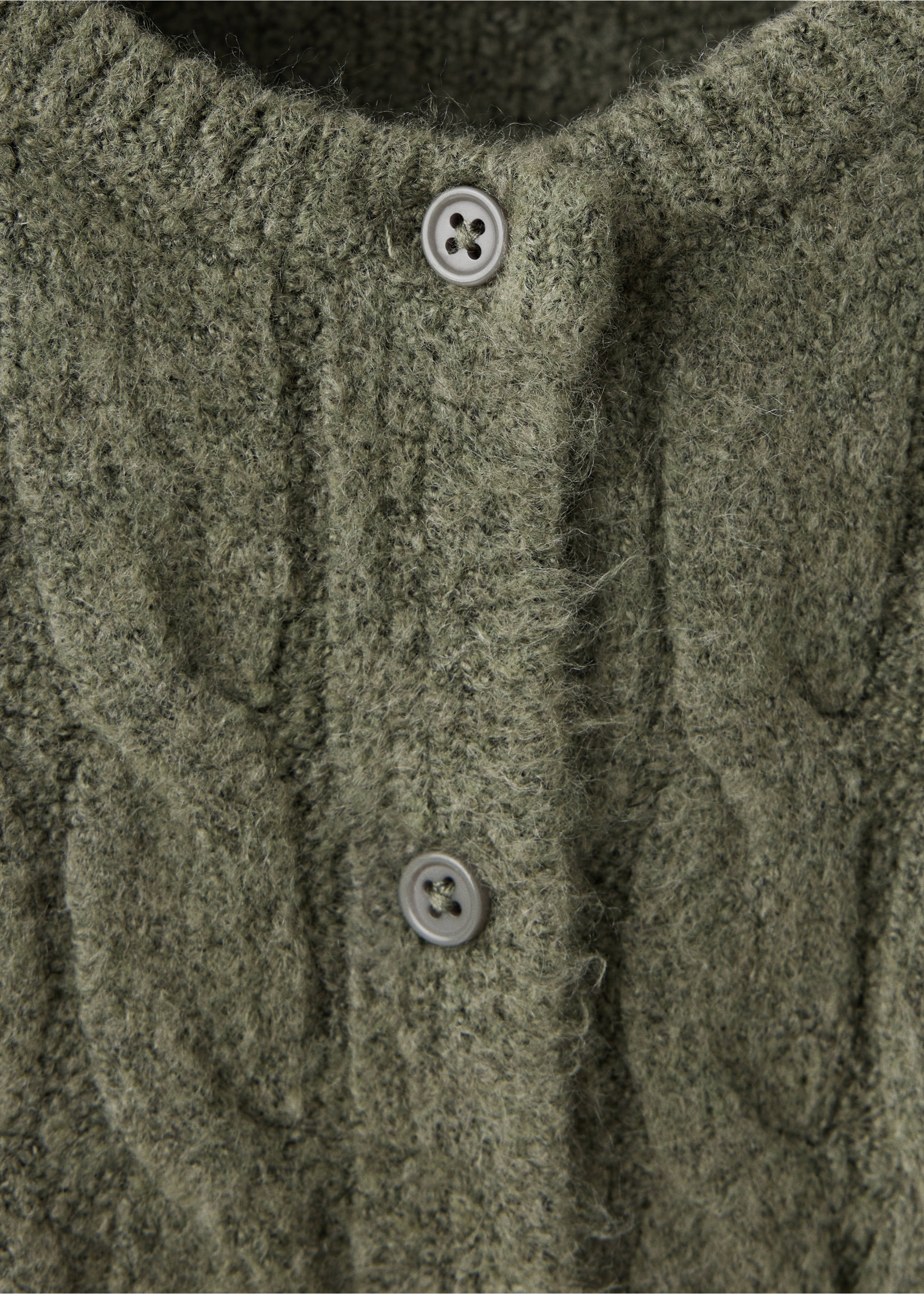 Langer Strick-Jumpsuit mit Zopfmuster - Detail des Artikels 8, Dunkelgrün. Ref: 37047941-00.