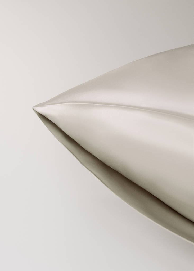 100% silk pillowcase with box 50x75 cm - thumbnail 5