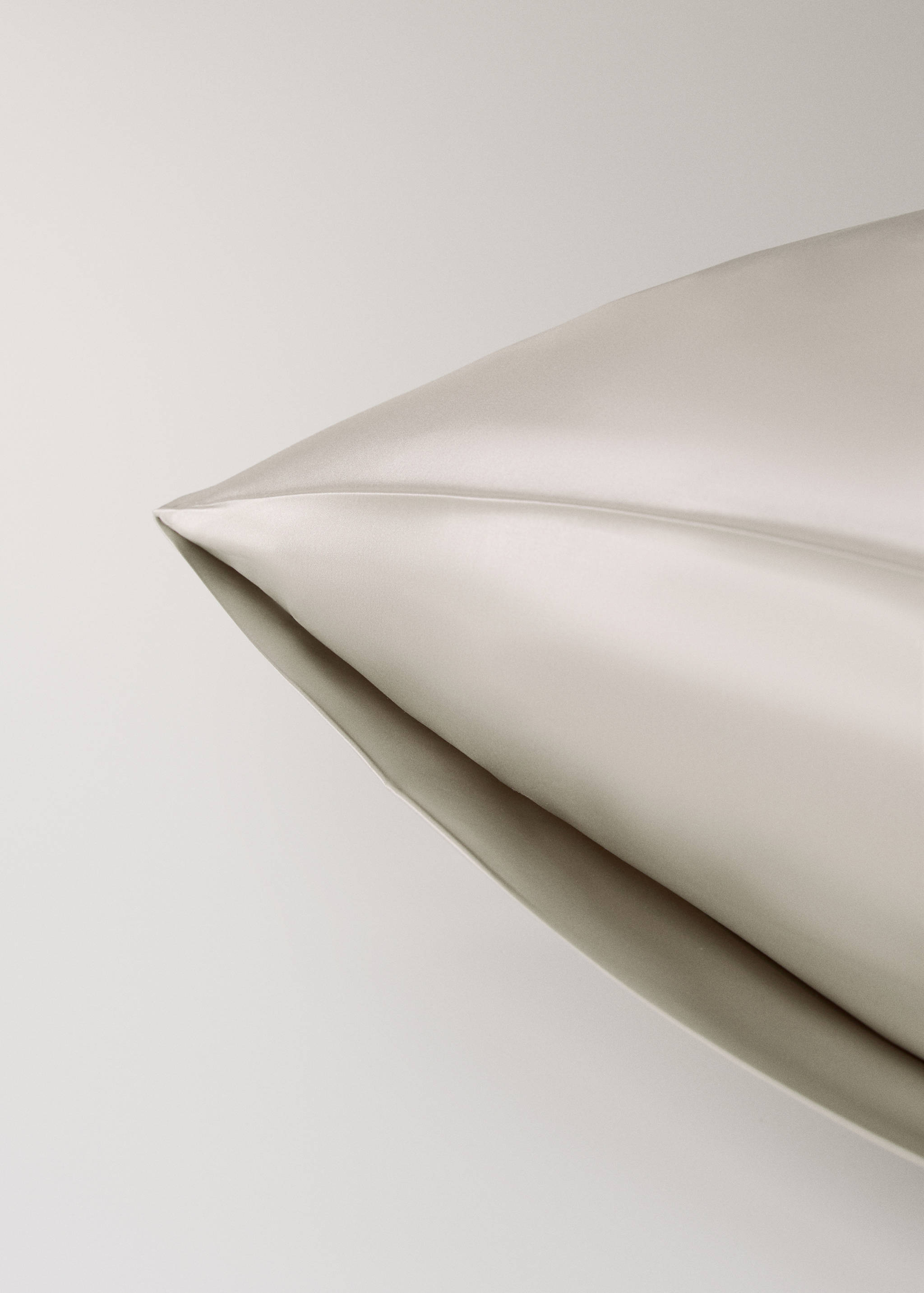 100% silk pillowcase with box 50x75 cm - Details of the article 3