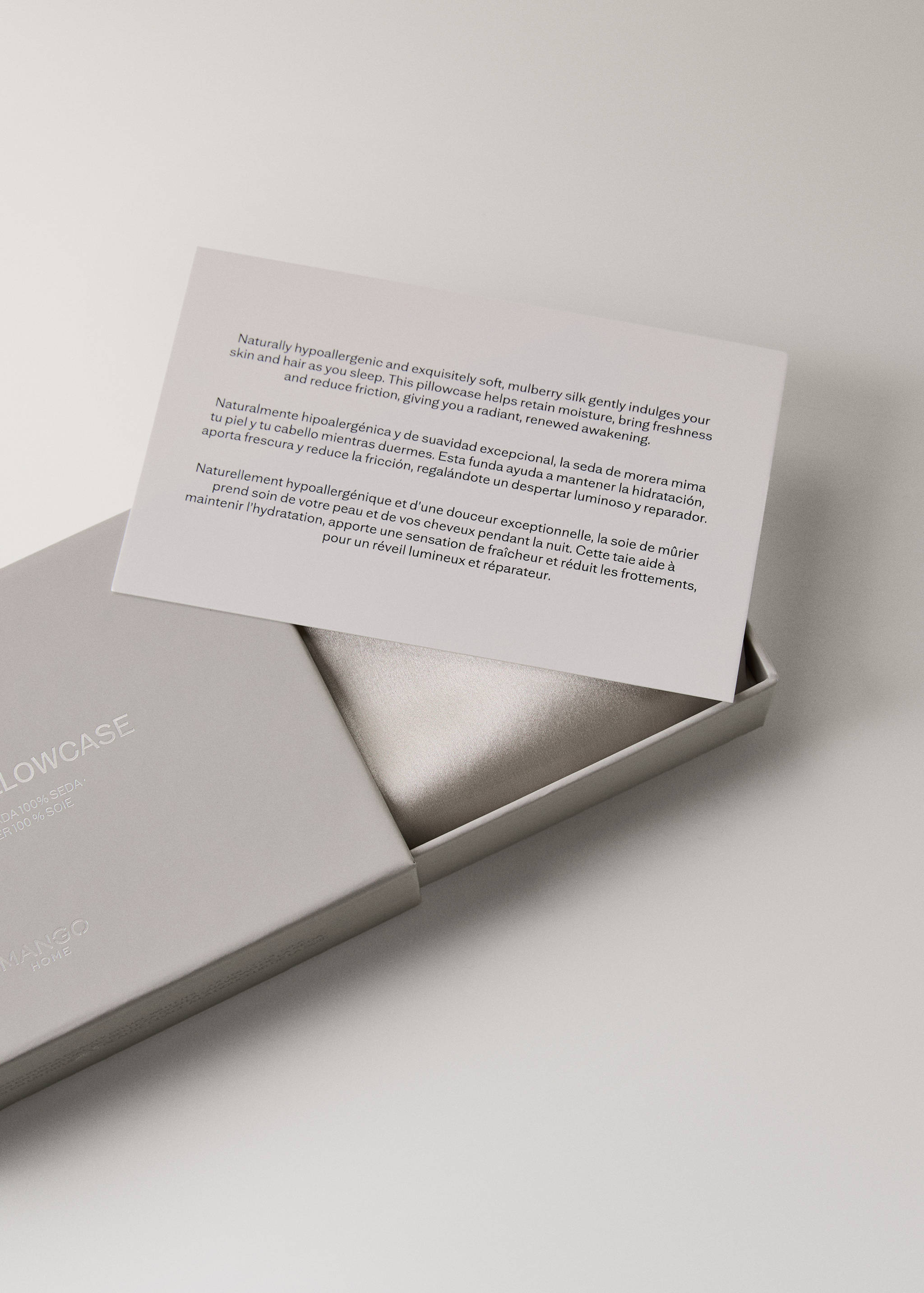 100% silk pillowcase with box 50x75 cm - Details of the article 5