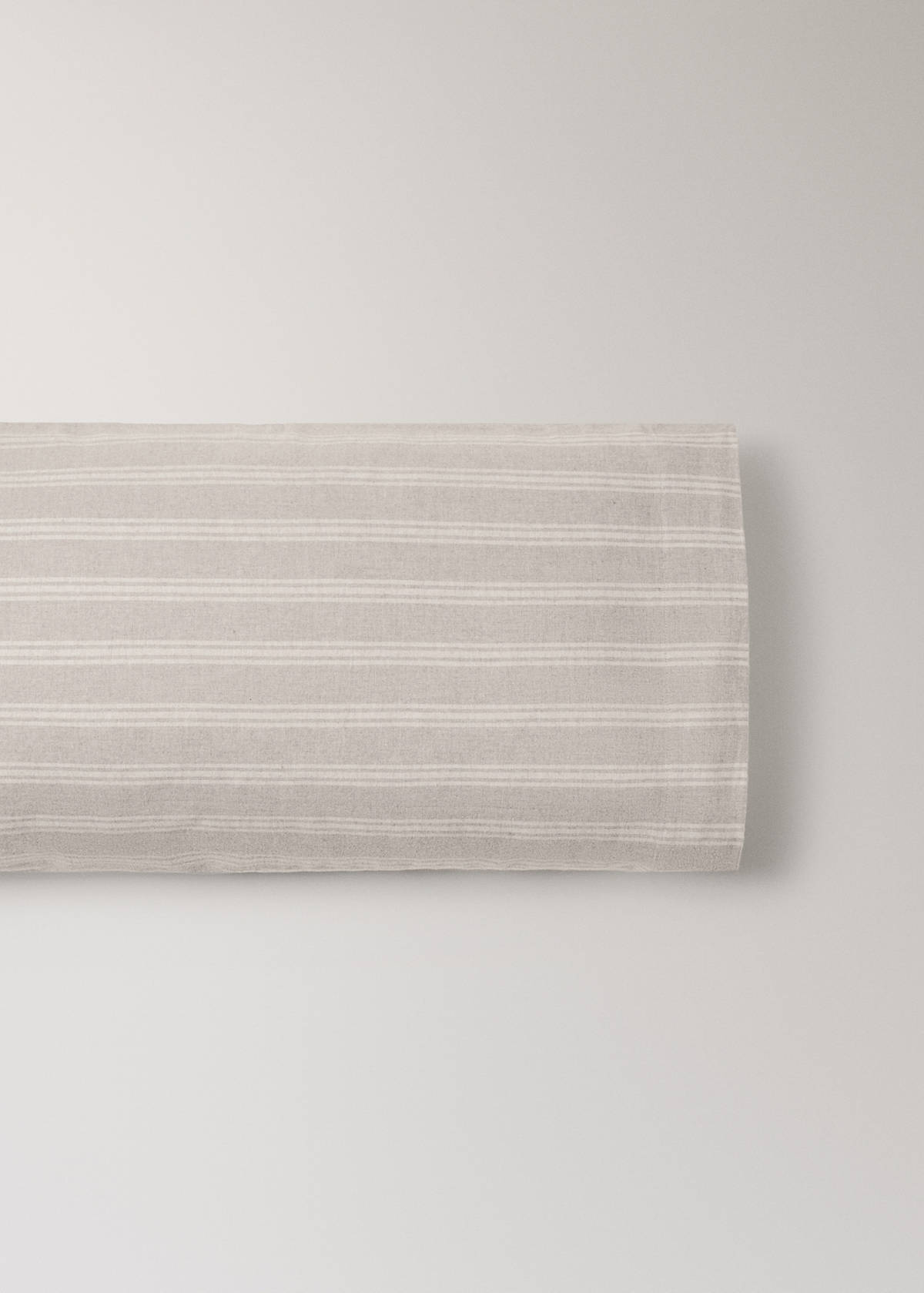 Striped flannel pillowcase cover 45 x 110 cm — Beige