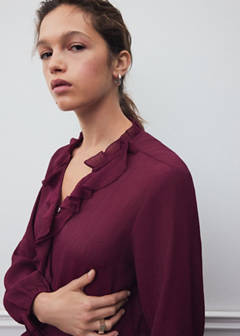 Textured chiffon shirt with ruffles — Blackberry 4