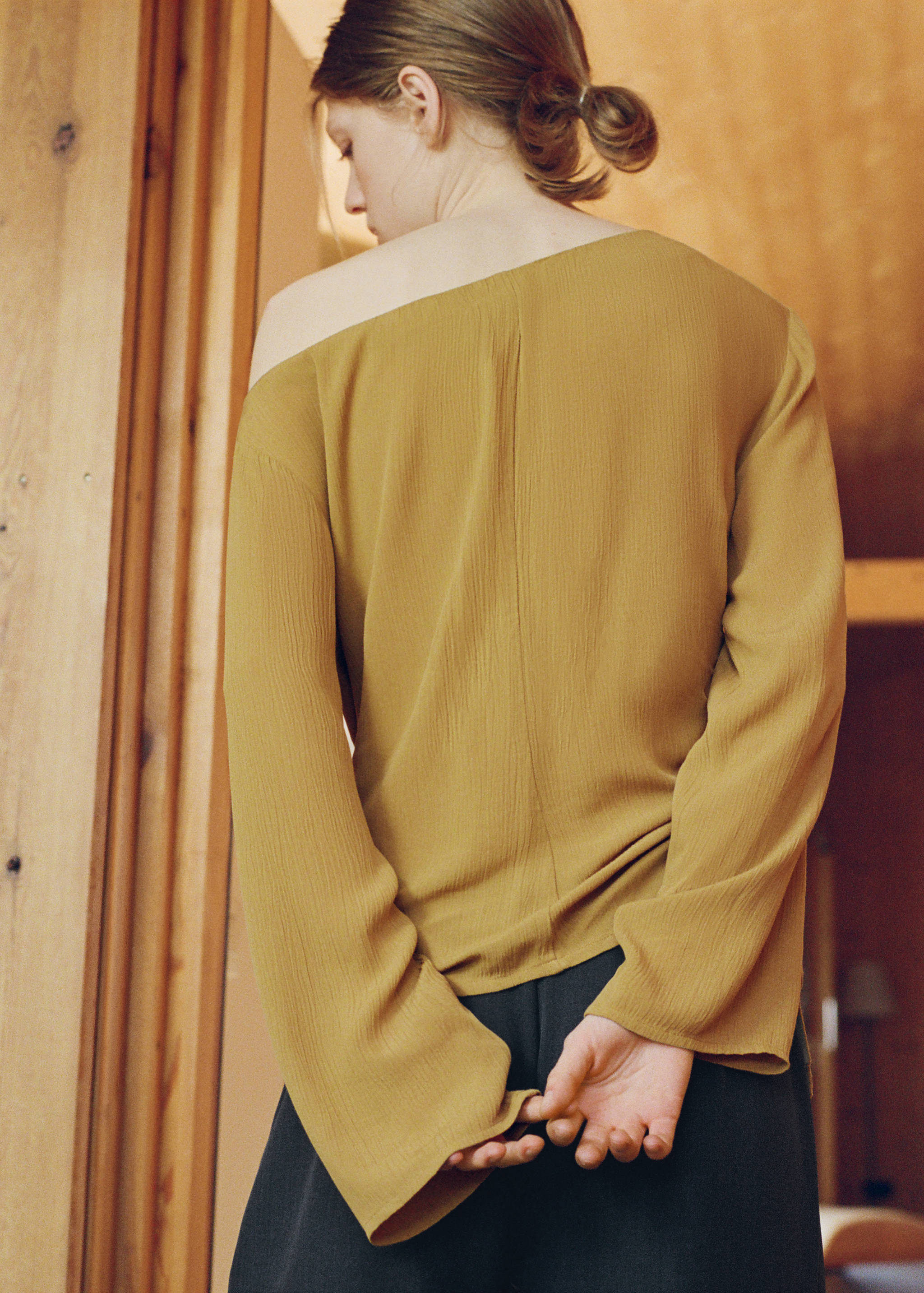 Asymmetric chiffon blouse - Reverse of the article