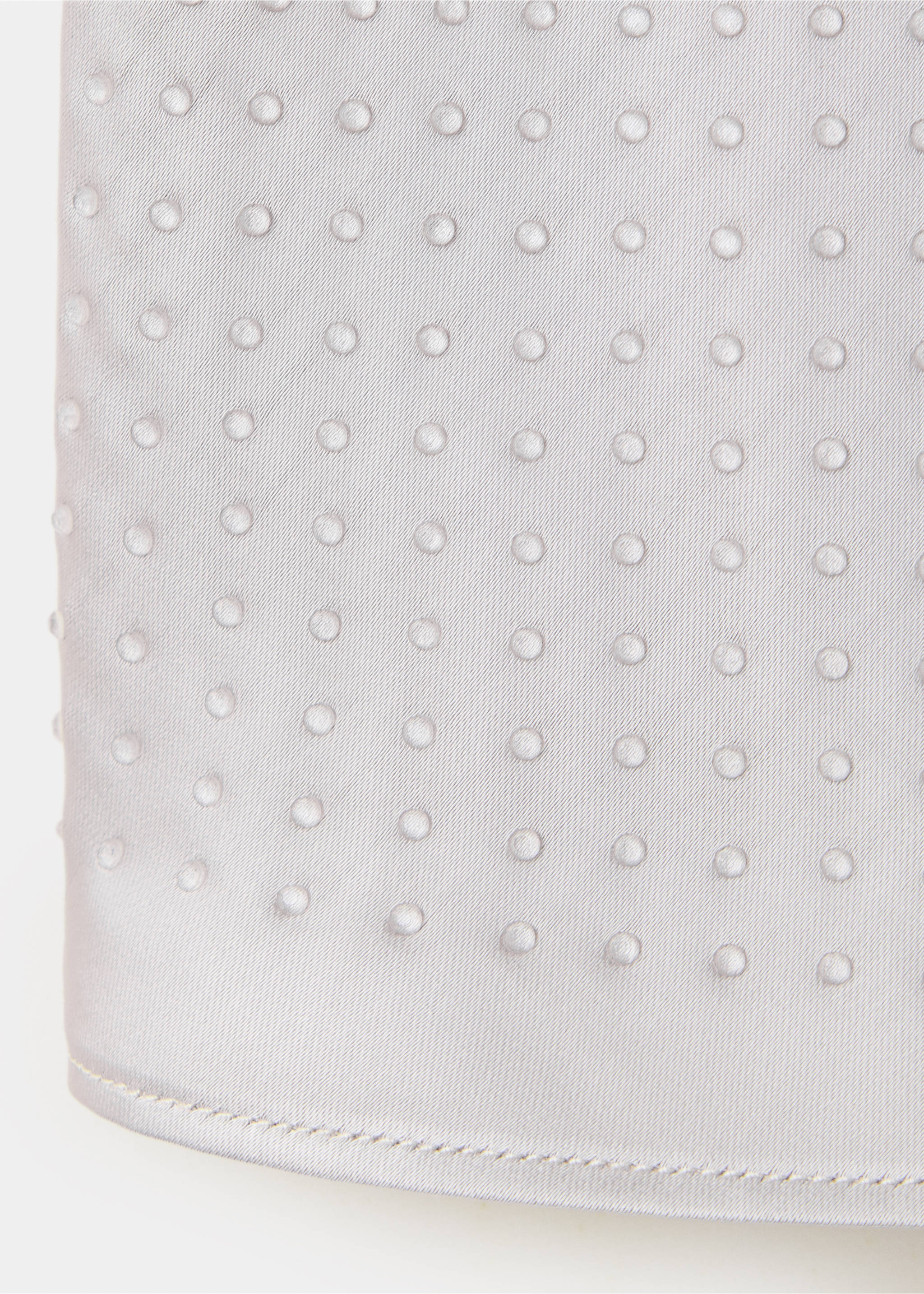 Silver top detail featuring raised circular dots and a hem, Grey. Ref: 37049121-00.