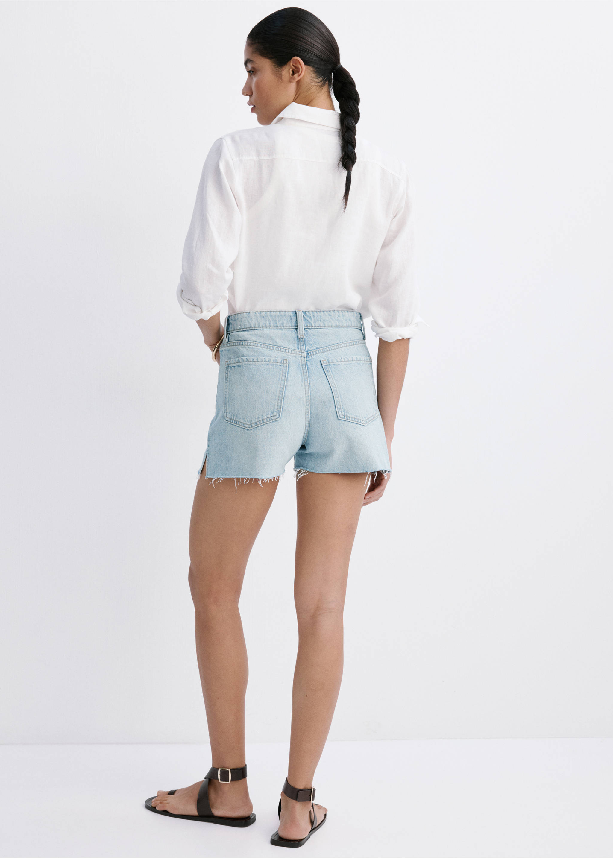 Denim shorts with frayed hem - Reverse of the article, Light Blue. Ref: 37051329-00.