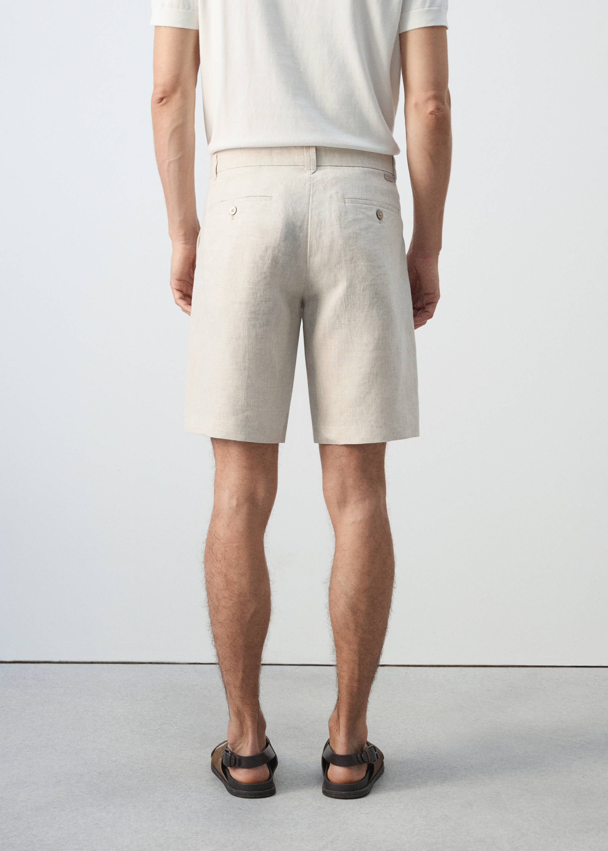 Bermudas slim fit 100% lino - Reverso del artículo