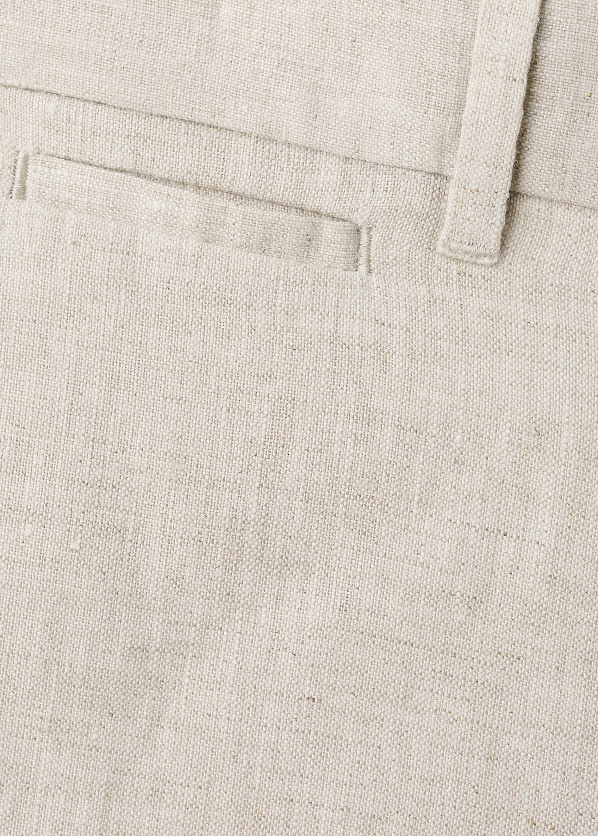 Slim-fit 100% linen bermuda shorts — Ecru