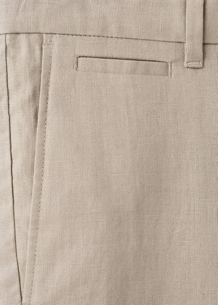 Slim-fit 100% linen bermuda shorts — Medium Brown
