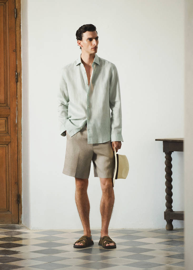 Slim-fit 100% linen bermuda shorts — Medium Brown