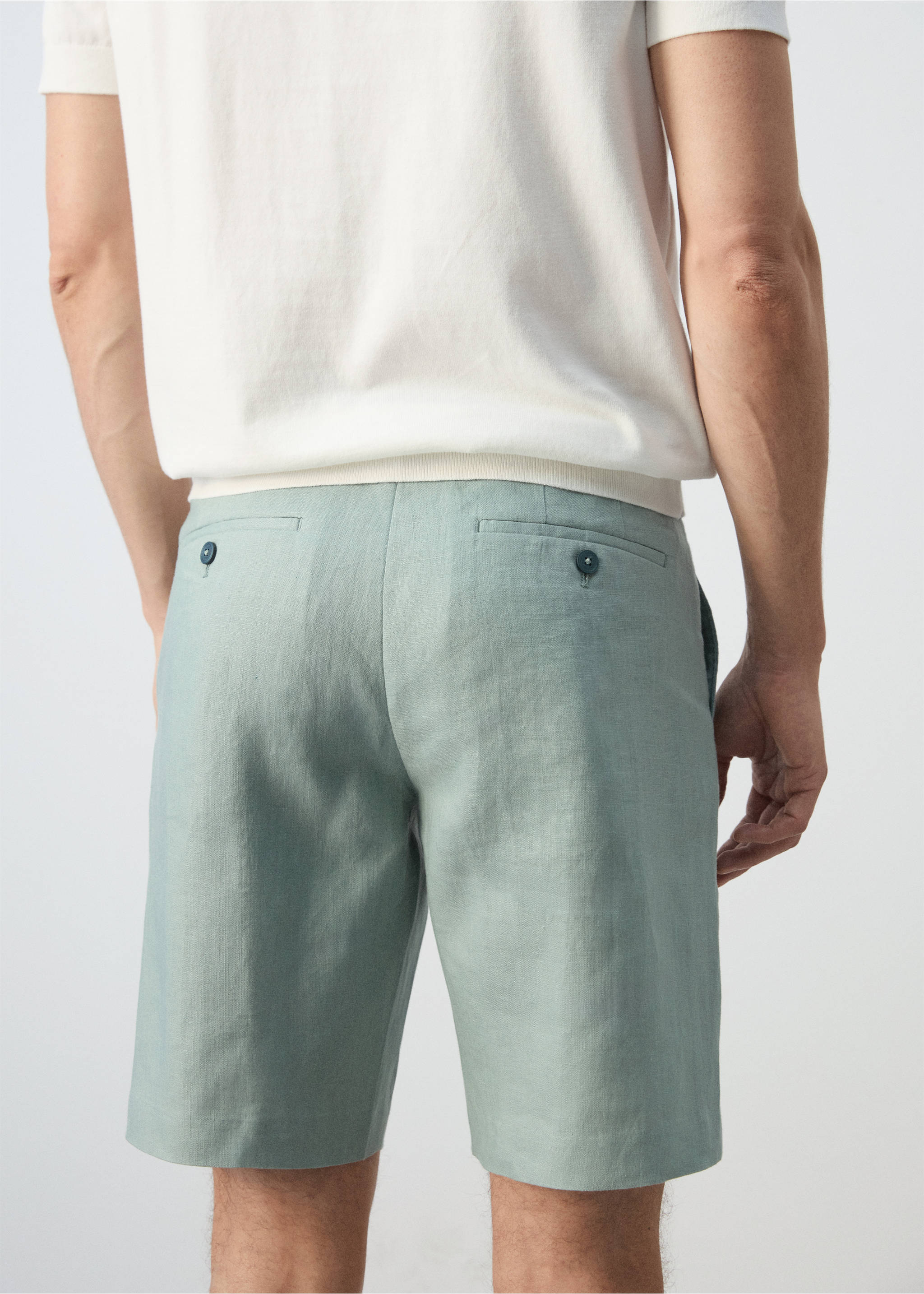 Bermudas slim fit 100% lino - Detalle del artículo 3, Esmeralda. Ref: 37051330-00.