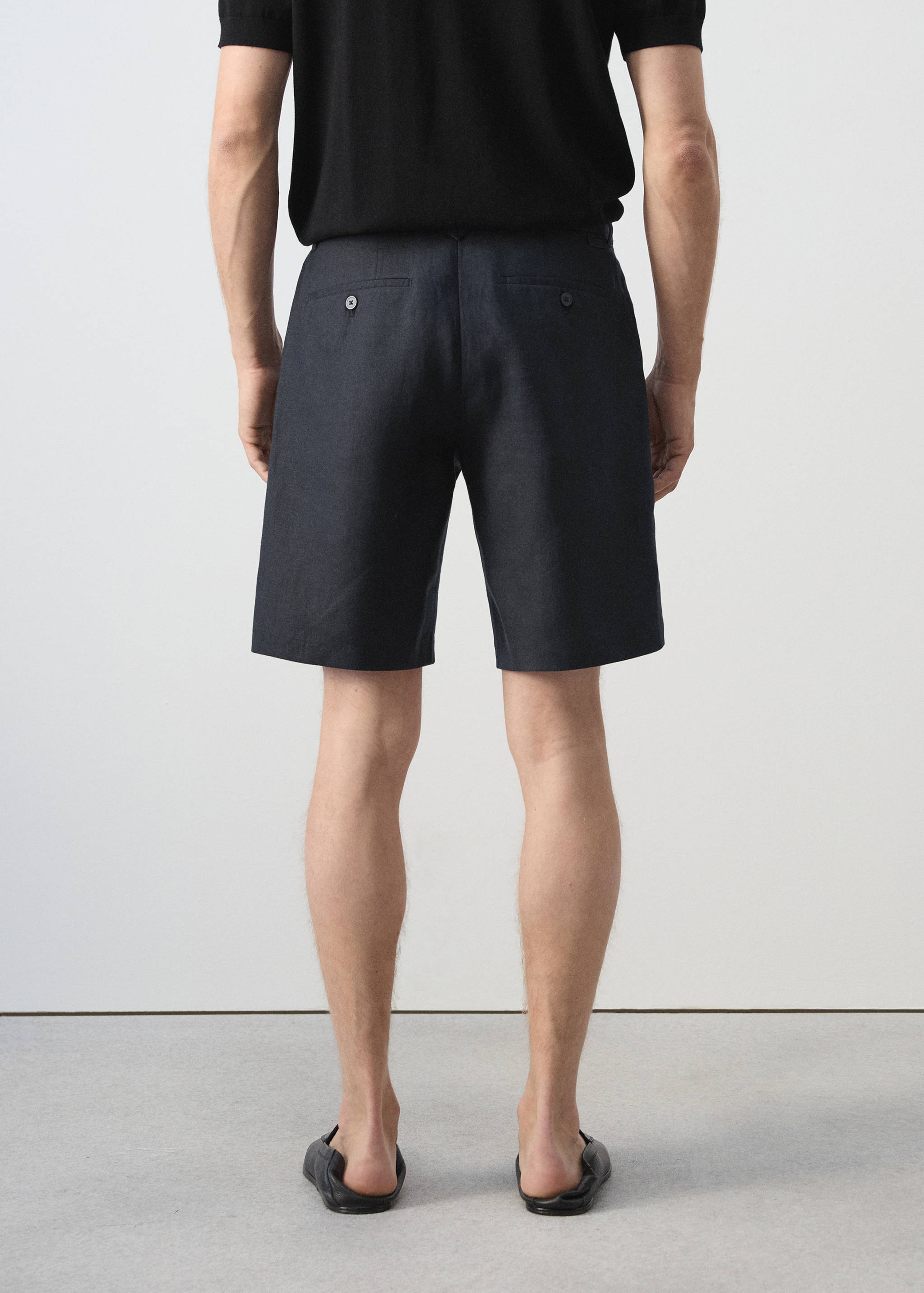 Bermudas slim fit 100% lino - Reverso del artículo