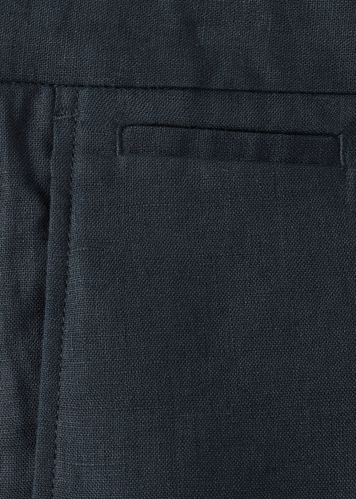 Slim-fit 100% linen bermuda shorts — Navy