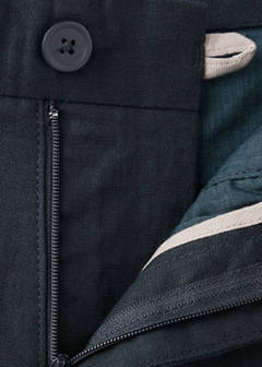 Slim-fit 100% linen bermuda shorts — Navy 11
