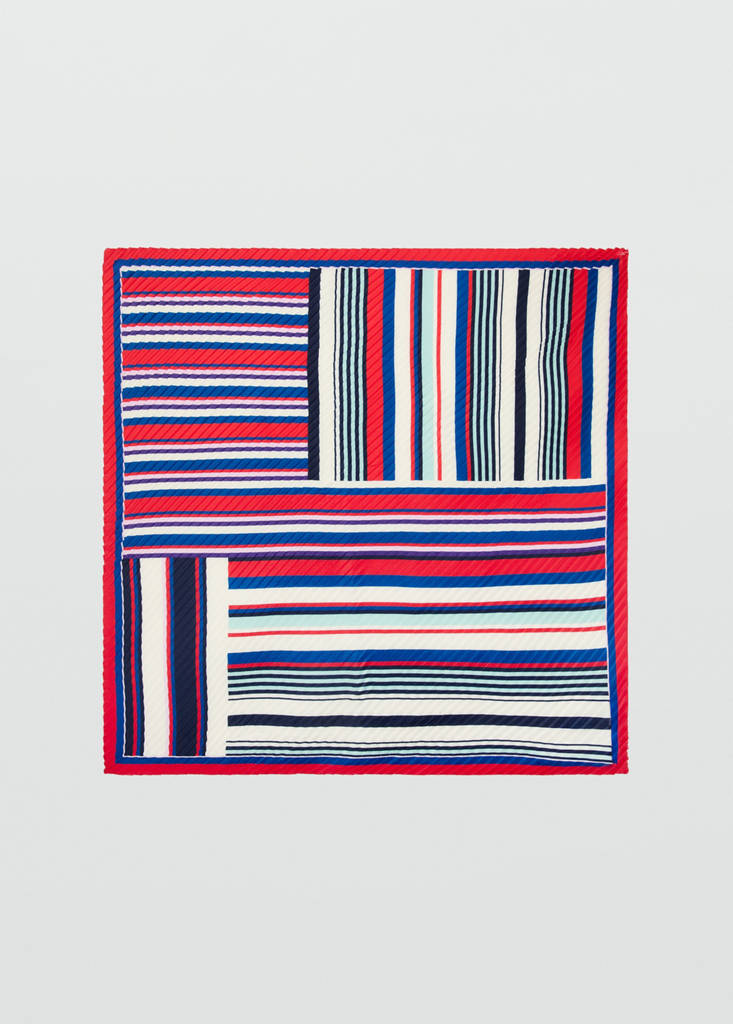 Textured print scarf — Red