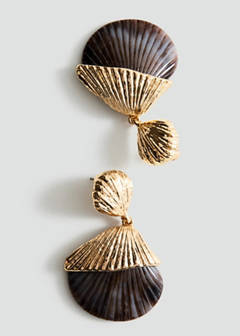 Shell design earrings — Gold 4