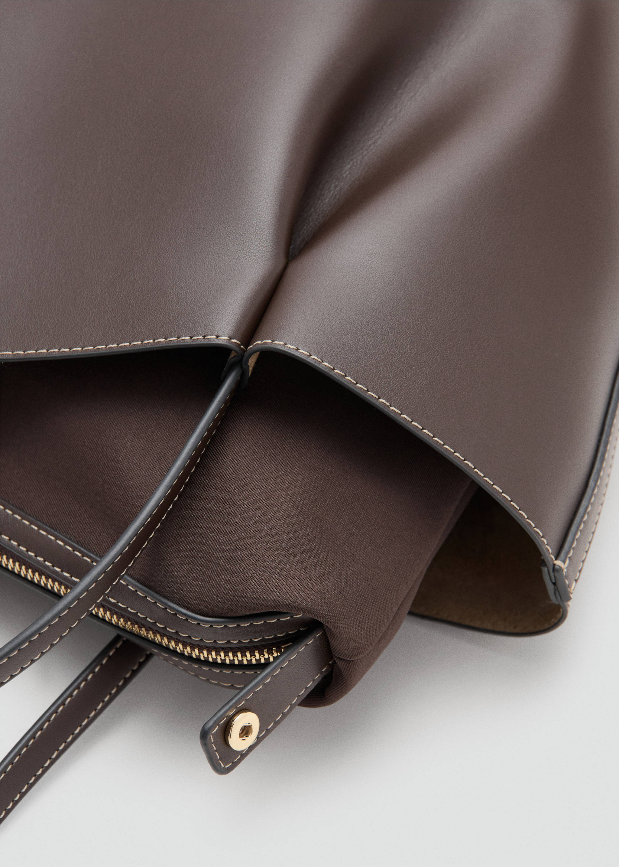 Large shopper bag - Details of the article 3, Chocolate. Ref: 37051347-00.