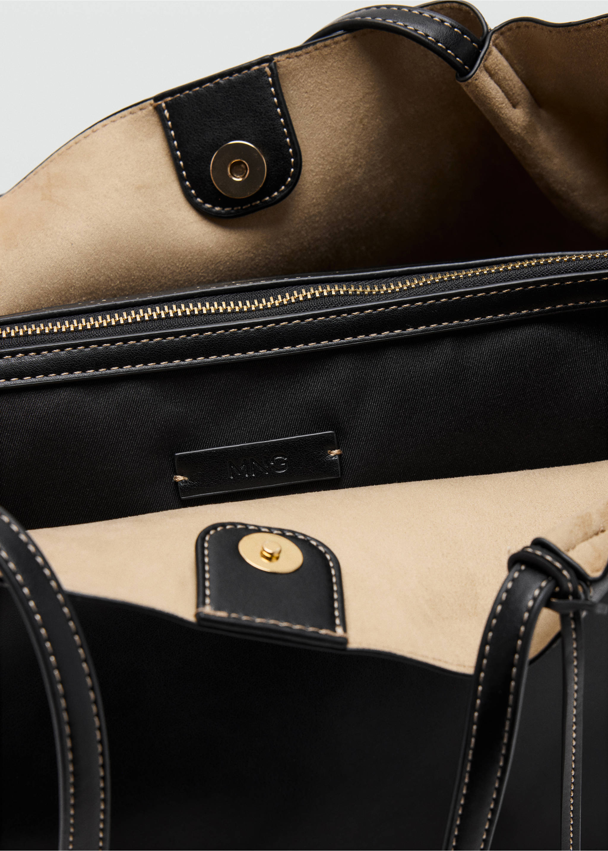 Large shopper bag - Details of the article 2, Black. Ref: 37051347-00.