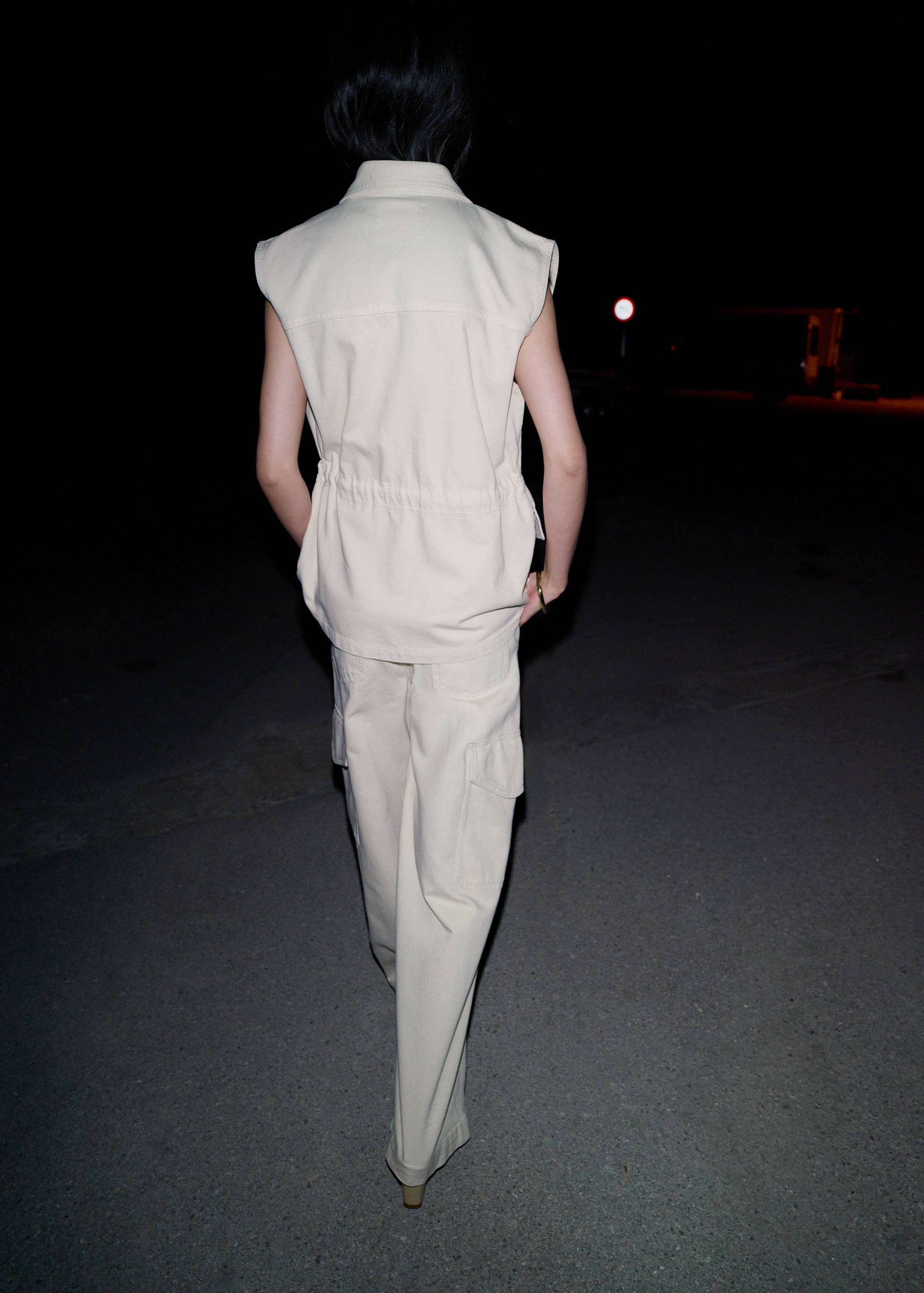 Mid-rise balloon jeans - Reverse of the article