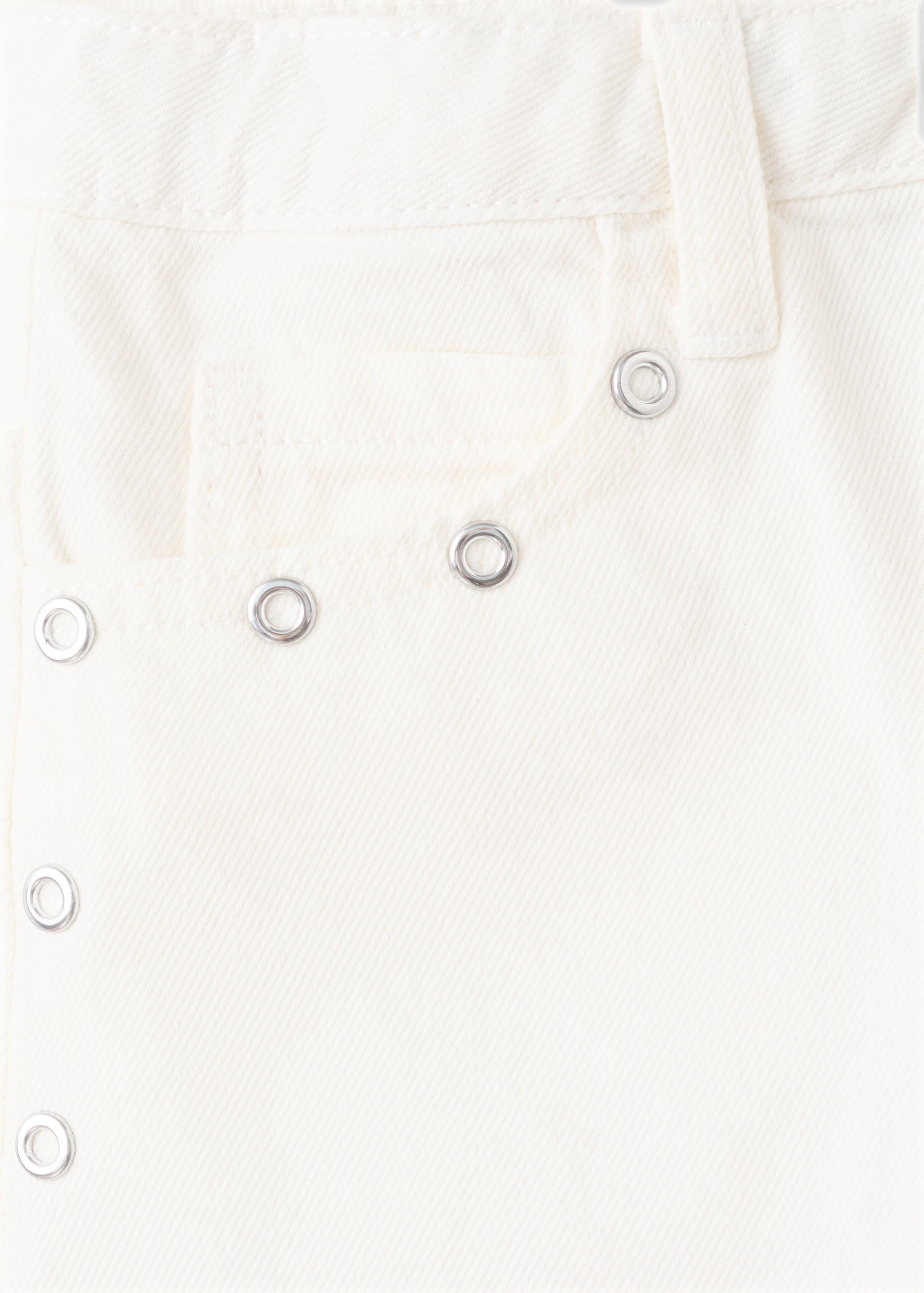 Eyelet shorts - Details of the article 8