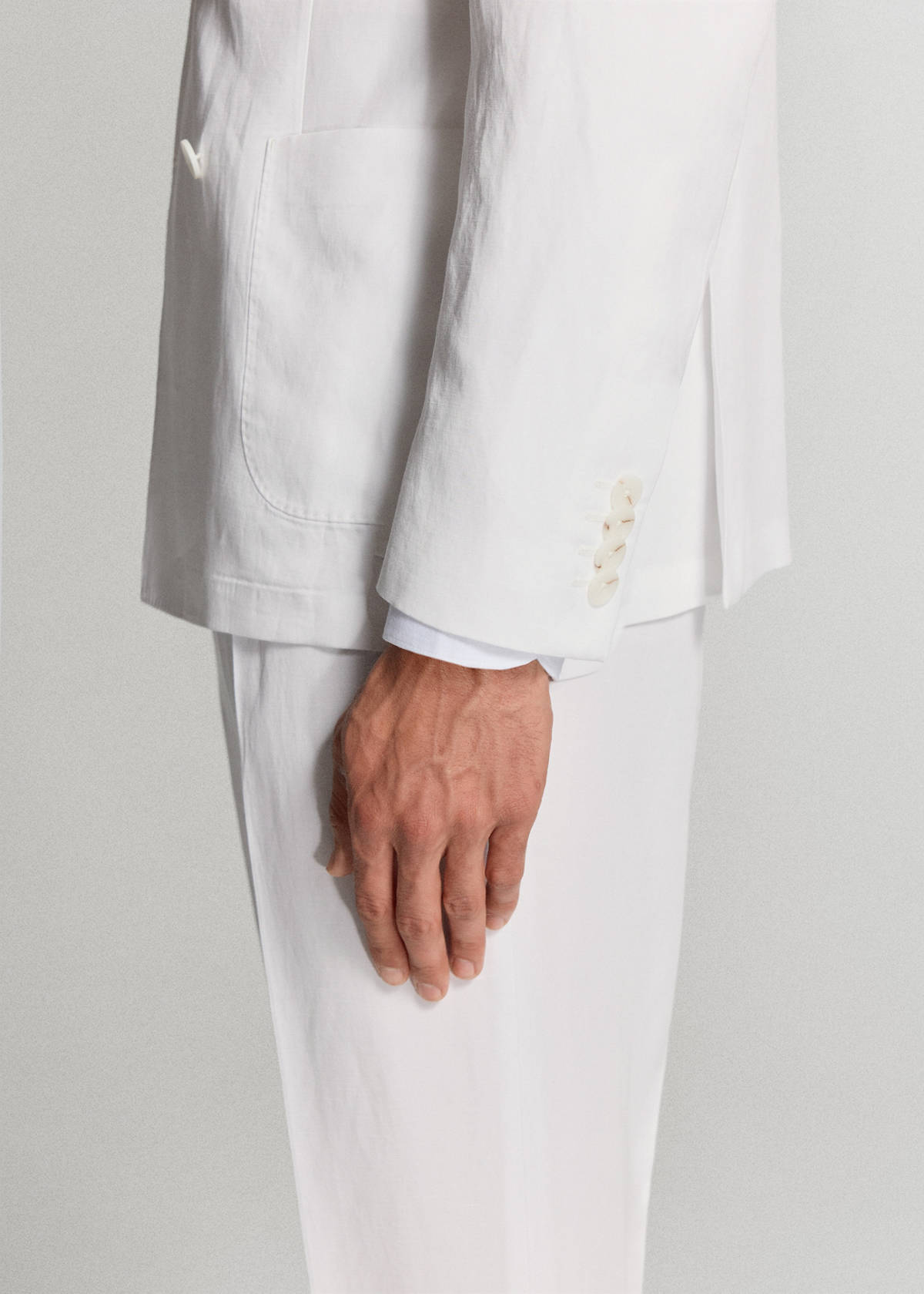 Double-breasted blazer in lyocell-linen mix — White