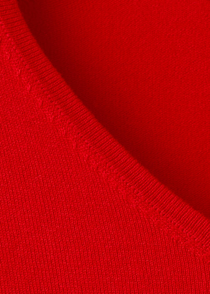 V-neck knit sweater — Red