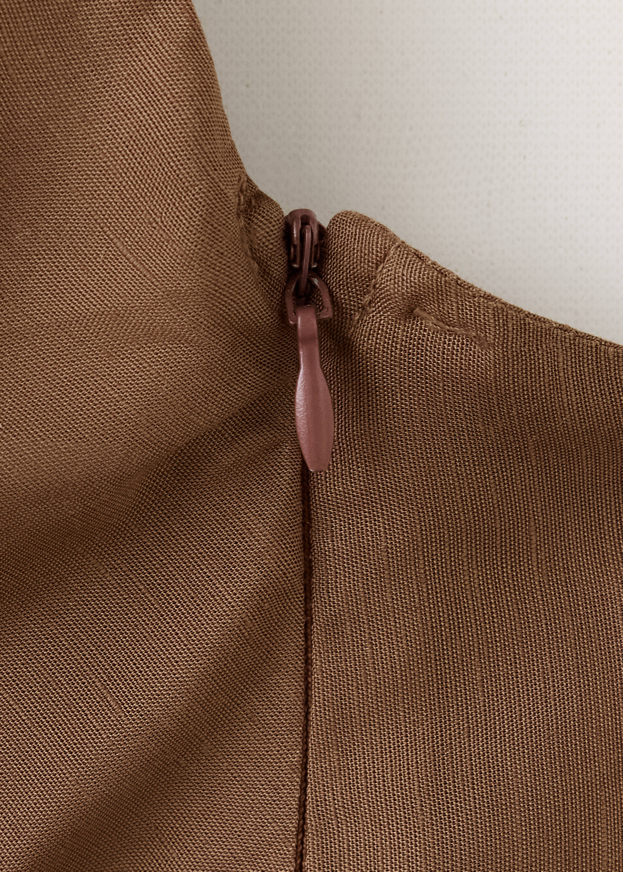 Top halter apliques bordados - Detalle del artículo 0