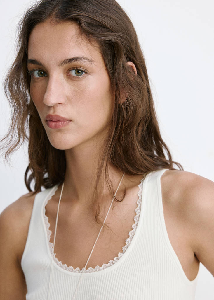 Ribbed top with lace detail — Ecru