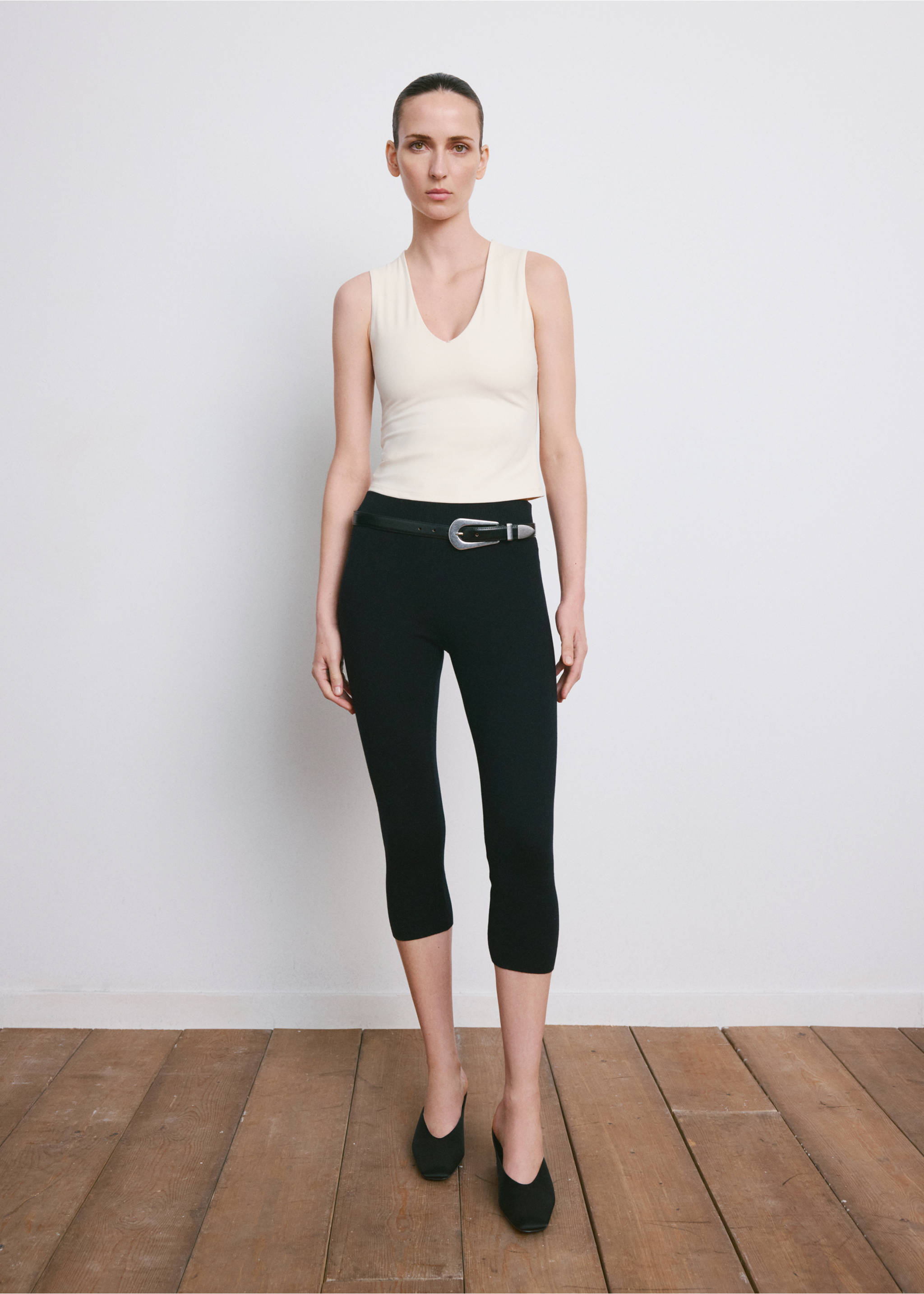 Fitted V-neck top - General plane, Ecru. Ref: 37051379-00.