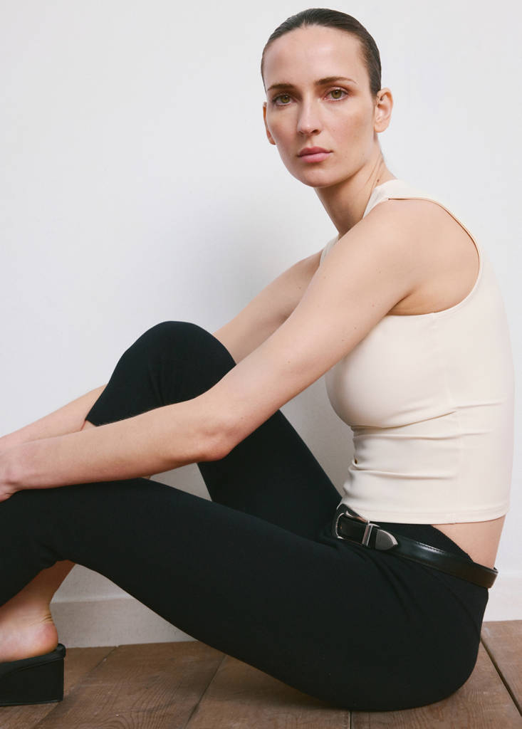 Fitted V-neck top — Ecru