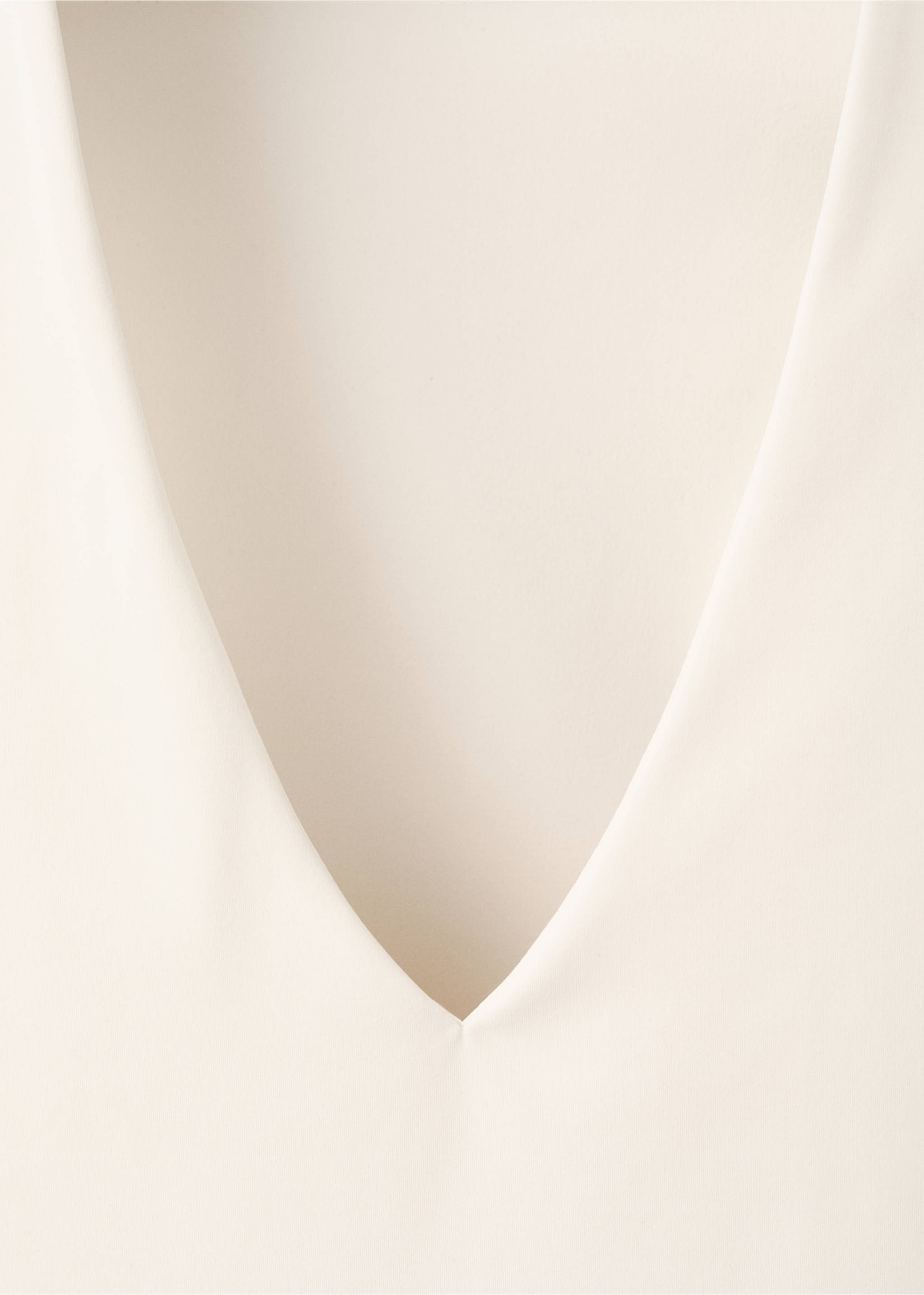 Fitted V-neck top - Details of the article 8, Ecru. Ref: 37051379-00.