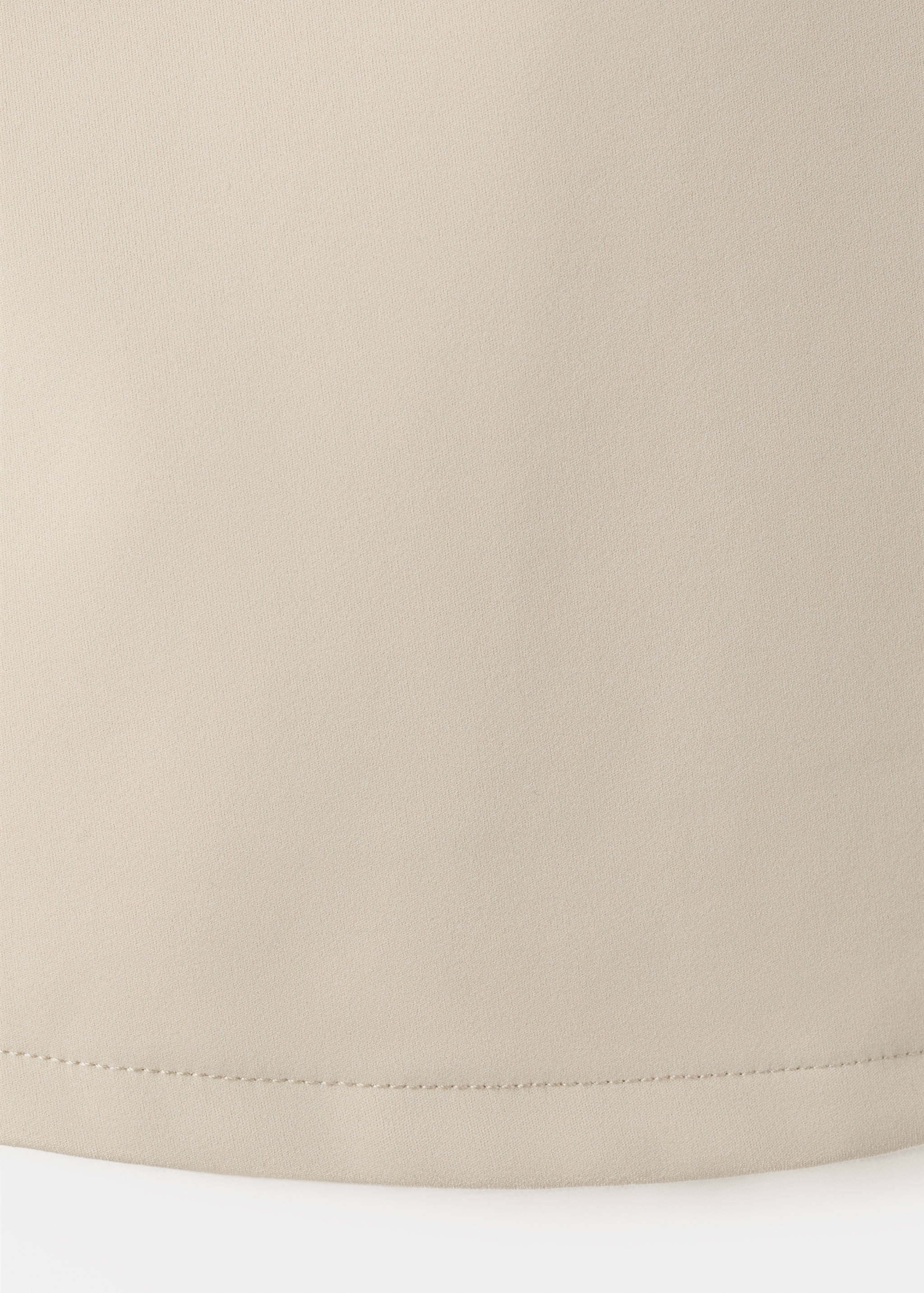 Fitted V-neck top - Details of the article 0