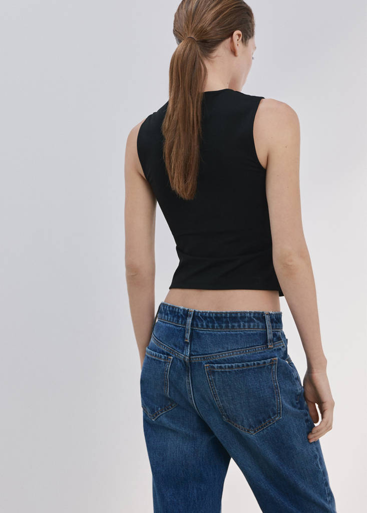 Fitted V-neck top — Black