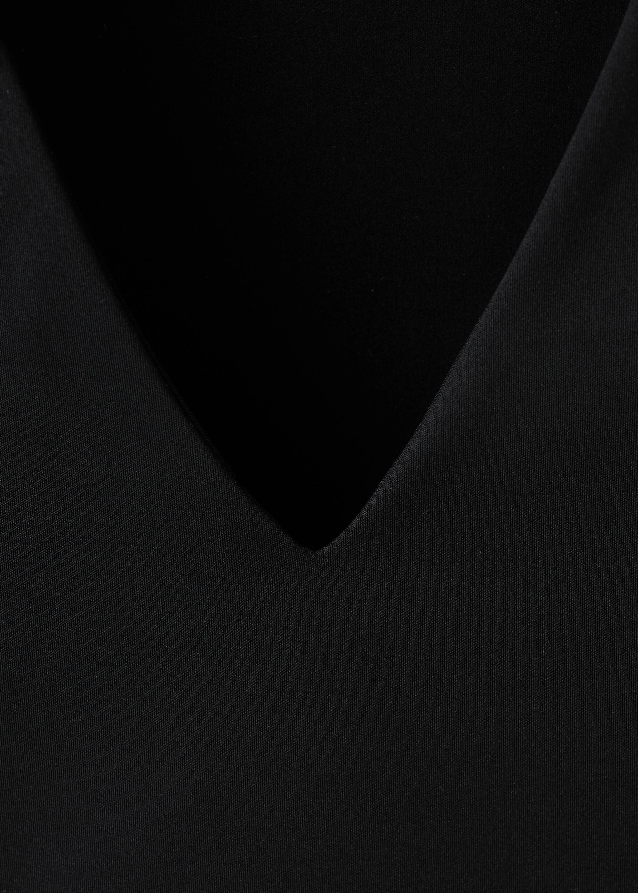 Fitted V-neck top - Details of the article 8