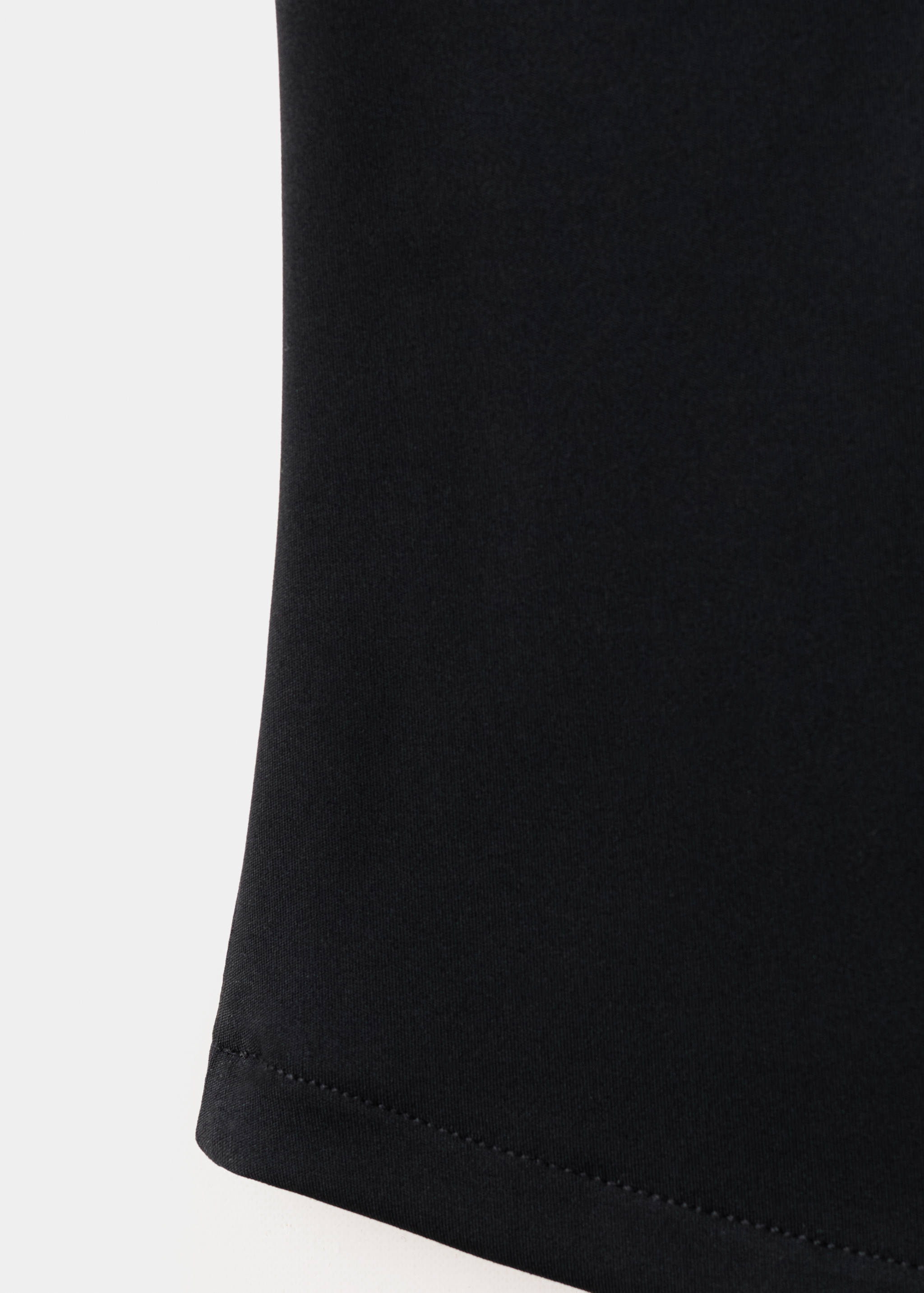 Fitted V-neck top - Details of the article 0